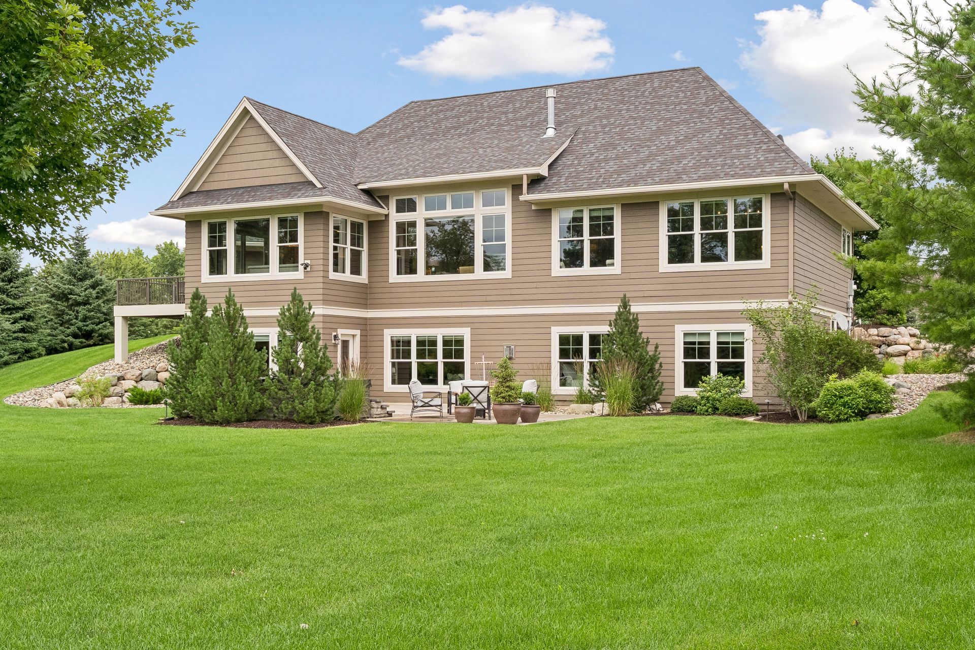  Private Woodland Sanctuary with Timeless Craftsmanship - 物件實景
