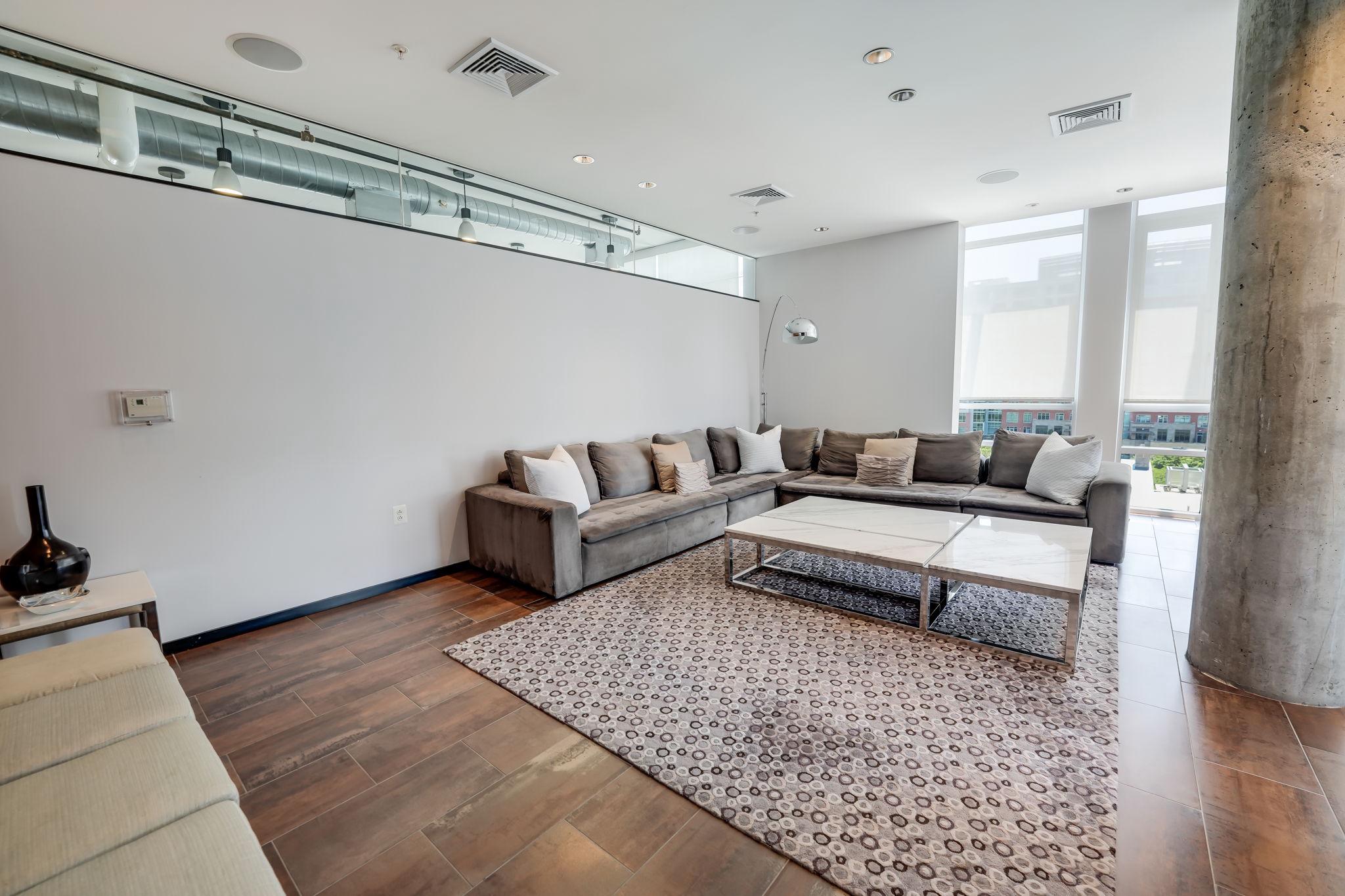  12025 New Dominion Parkway, Reston, VA, 20190 - 物件實景