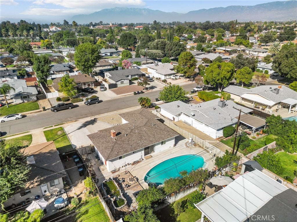 Redlands, California, 92374, United States, 4 Bedrooms Bedrooms, ,2 BathroomsBathrooms,Residential,For Sale,1987095