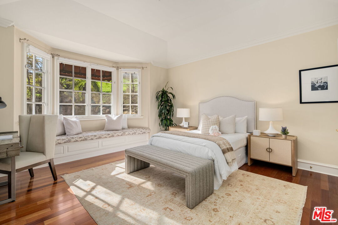 Westlake Village, California, 91362, United States, 7 Bedrooms Bedrooms, ,6 BathroomsBathrooms,Residential,For Sale,2003062