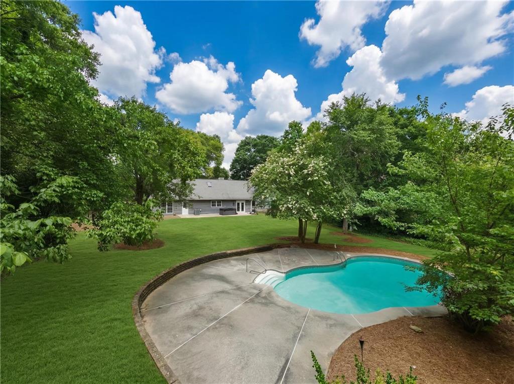 Roswell, Georgia, 30076, United States, 4 Bedrooms Bedrooms, ,3 BathroomsBathrooms,Residential,For Sale,2049337