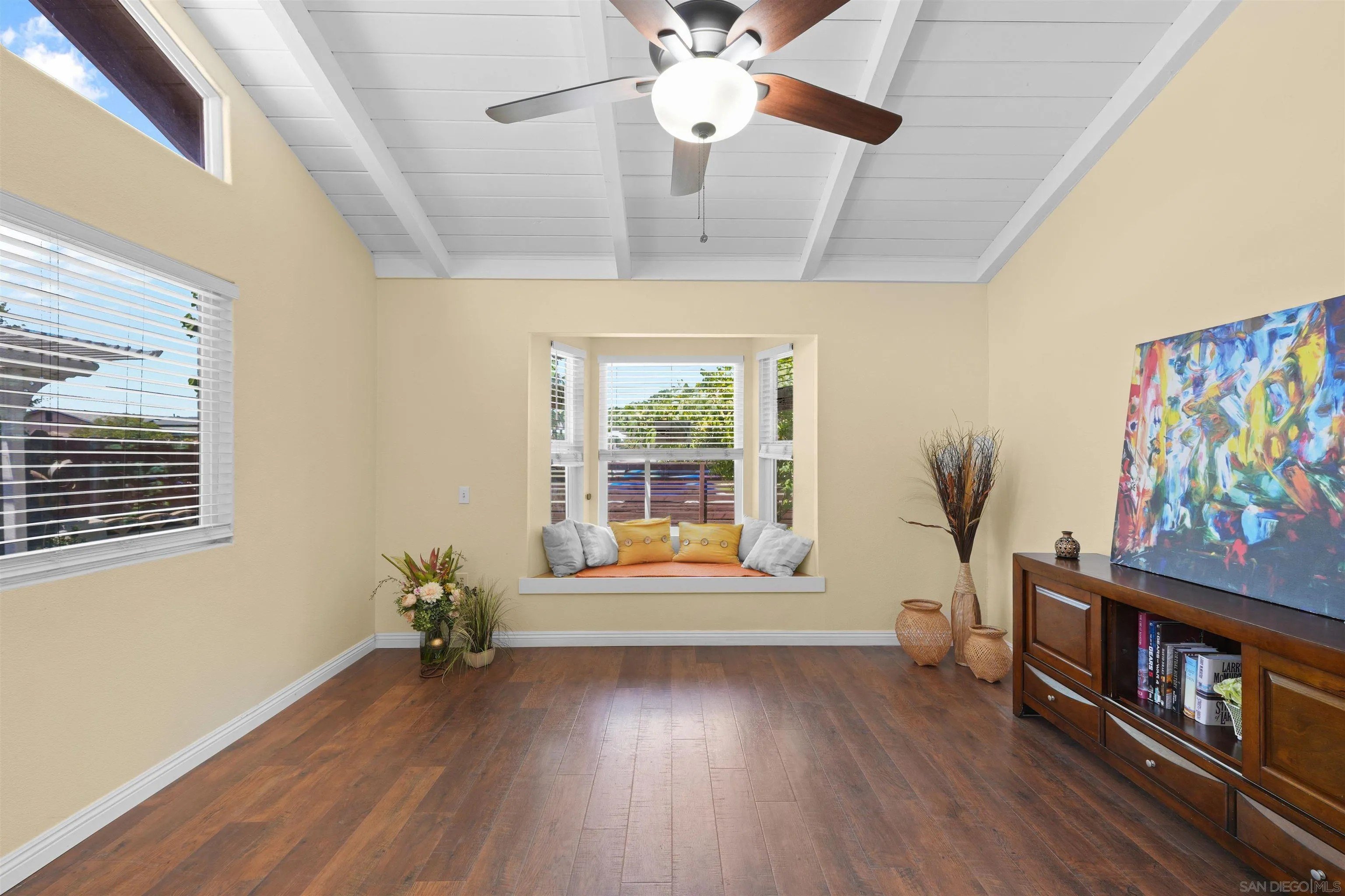 San Diego, California, 92126, United States, 6 Bedrooms Bedrooms, ,Residential,For Sale,1907537
