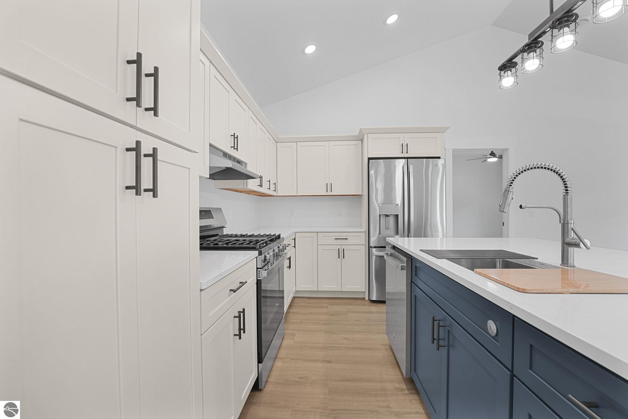 Traverse City, Michigan, 49684, United States, 3 Bedrooms Bedrooms, ,2 BathroomsBathrooms,Residential,For Sale,2011306