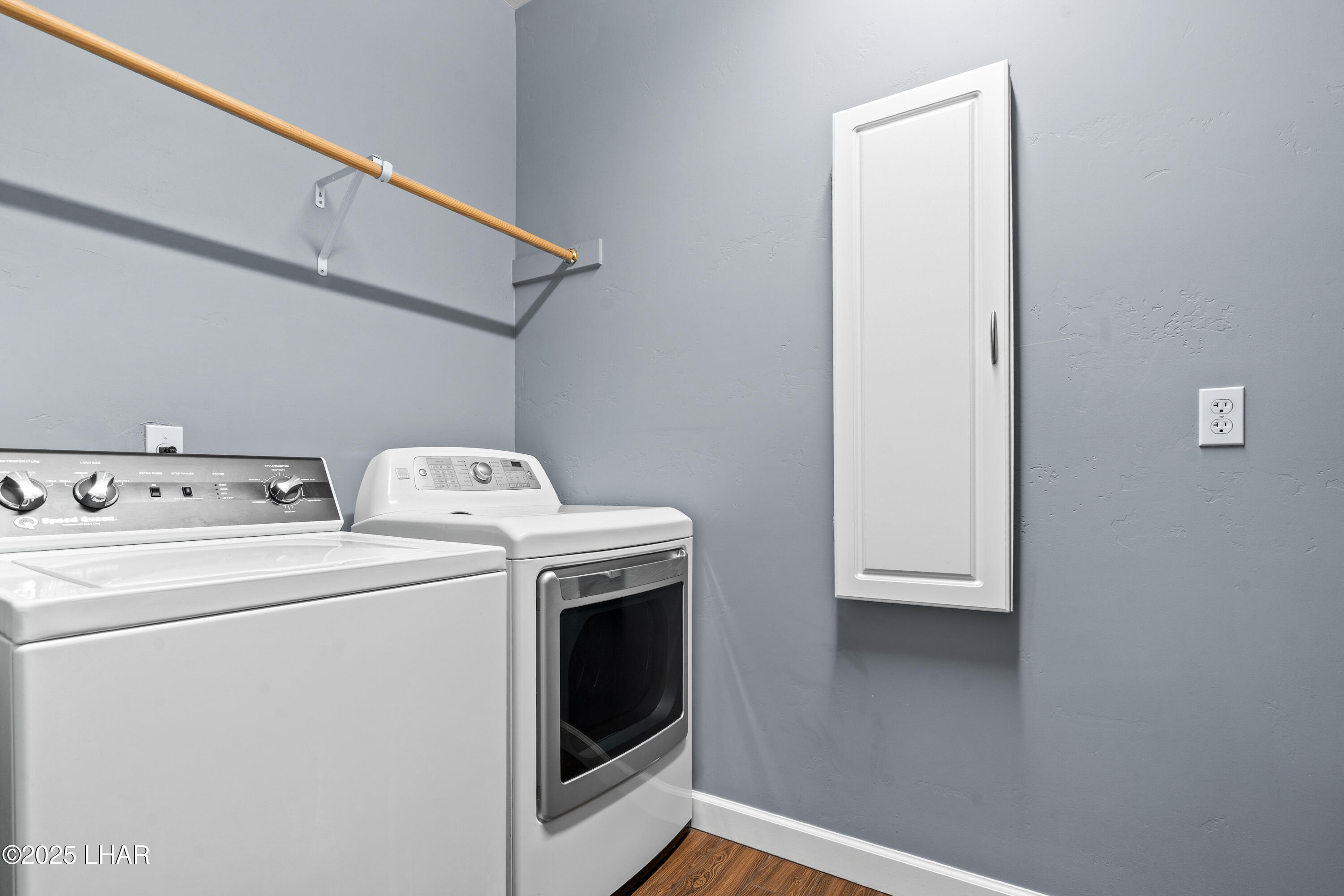 Lake Havasu City, Arizona, 86406, United States, 3 Bedrooms Bedrooms, ,1 BathroomBathrooms,Residential,For Sale,1995685