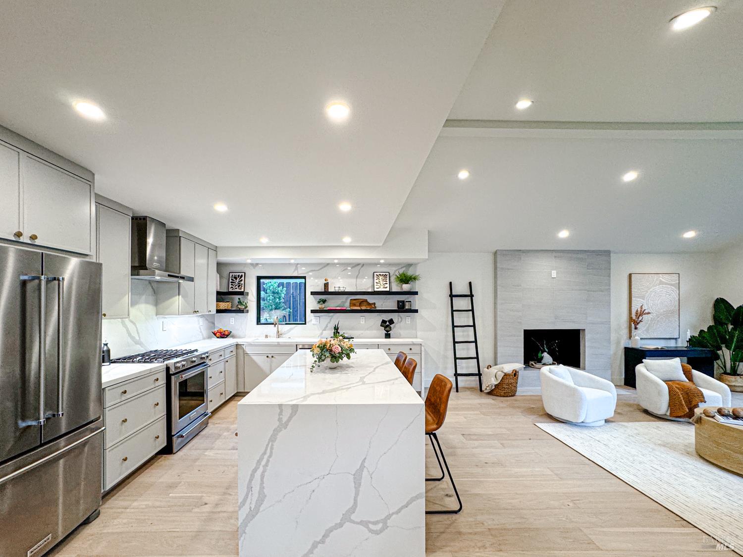 San Rafael, California, 94903, United States, 4 Bedrooms Bedrooms, ,3 BathroomsBathrooms,Residential,For Sale,1992901