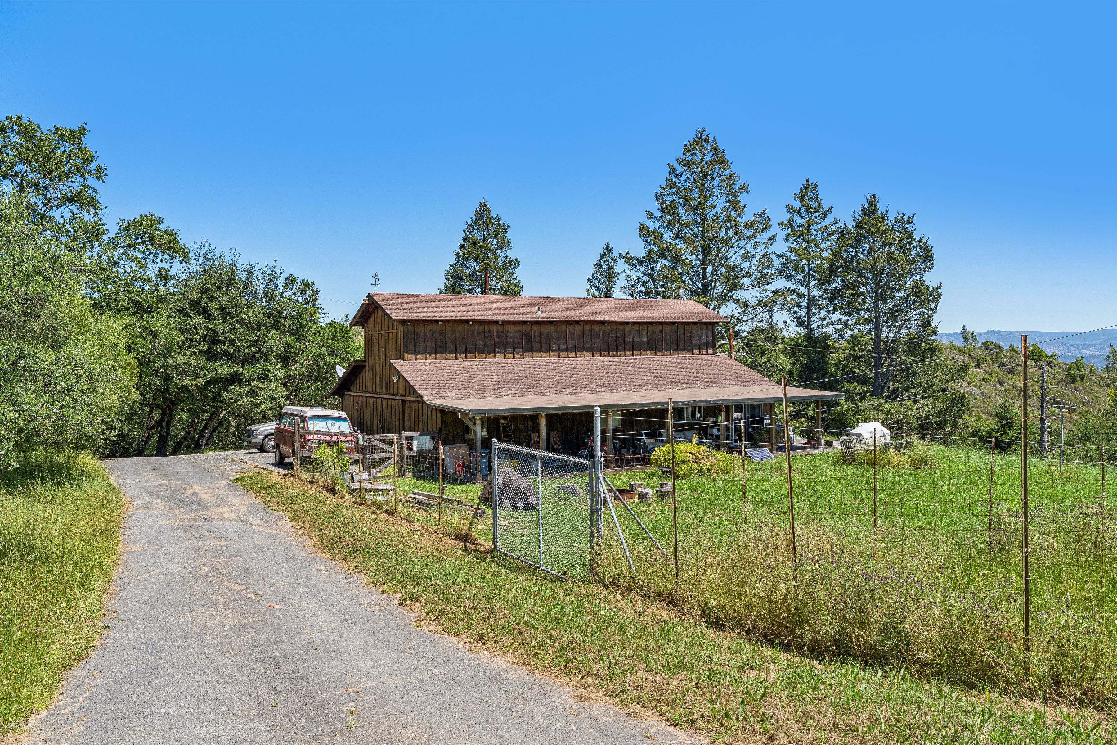  1975 Whitehall Lane - 物件實景