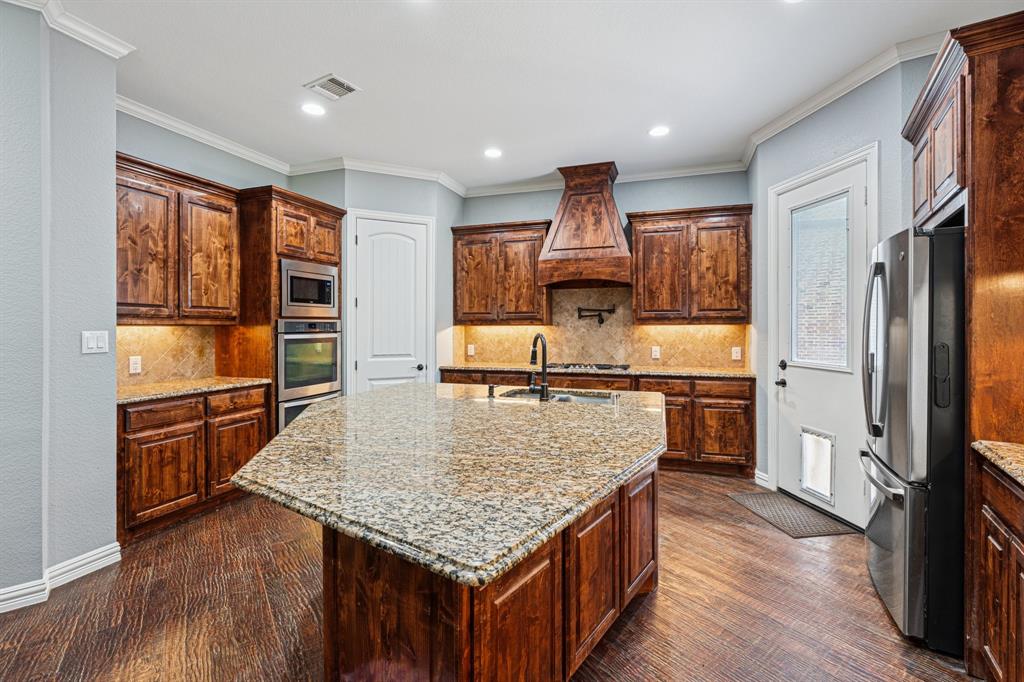 Flower Mound, Texas, 75022, United States, 5 Bedrooms Bedrooms, ,4 BathroomsBathrooms,Residential,For Sale,1991112