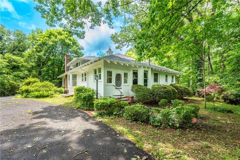 Tate, Georgia, 30177, United States, 3 Bedrooms Bedrooms, ,3 BathroomsBathrooms,Residential,For Sale,1854179