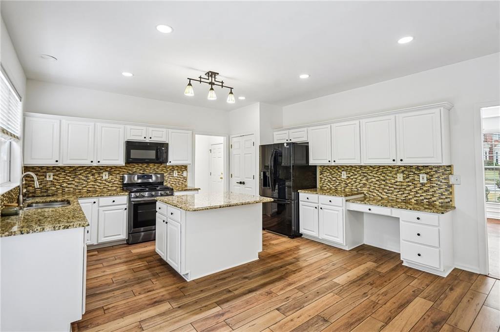 Suwanee, Georgia, 30024, United States, 5 Bedrooms Bedrooms, ,4 BathroomsBathrooms,Residential,For Sale,2040152