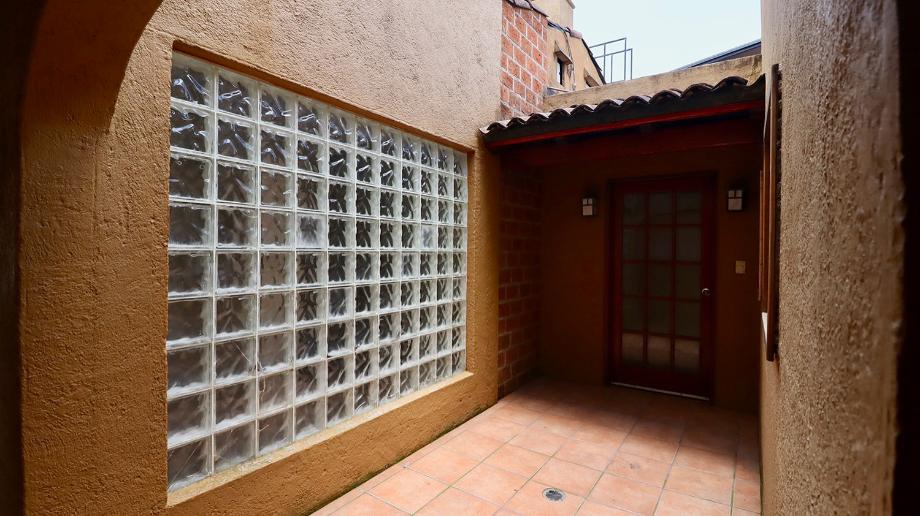 Pátzcuaro, Michoacán de Ocampo, 61608, Mexico, 4 Bedrooms Bedrooms, ,3 BathroomsBathrooms,Residential,For Sale,1917214