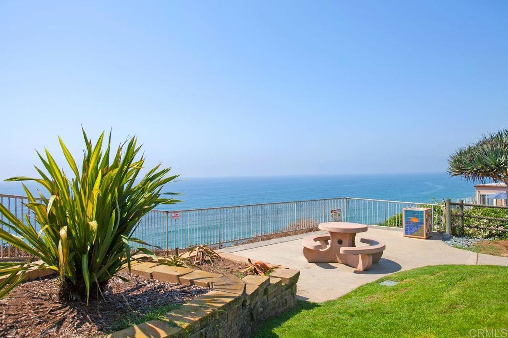 Encinitas, California, 92024, United States, 2 Bedrooms Bedrooms, ,3 BathroomsBathrooms,Residential,For Sale,1997008