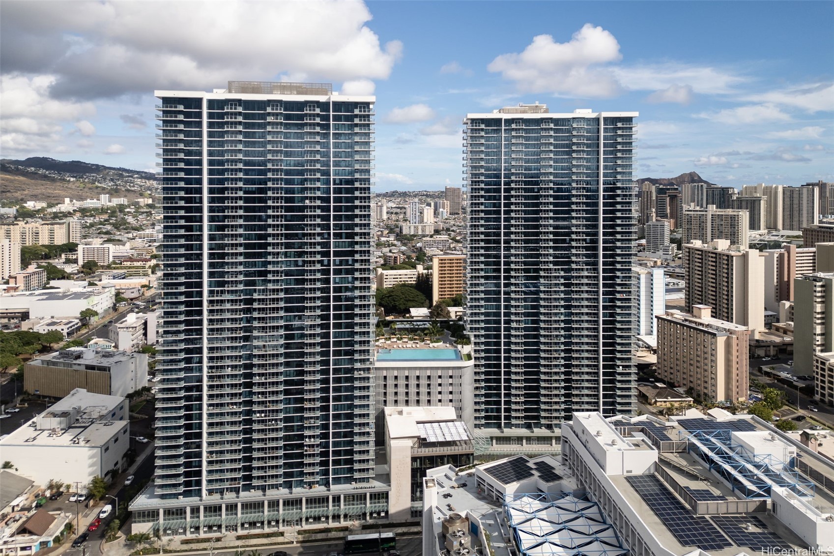 Honolulu, Hawaii, 96814, United States, ,1 BathroomBathrooms,Residential,For Sale,1955522