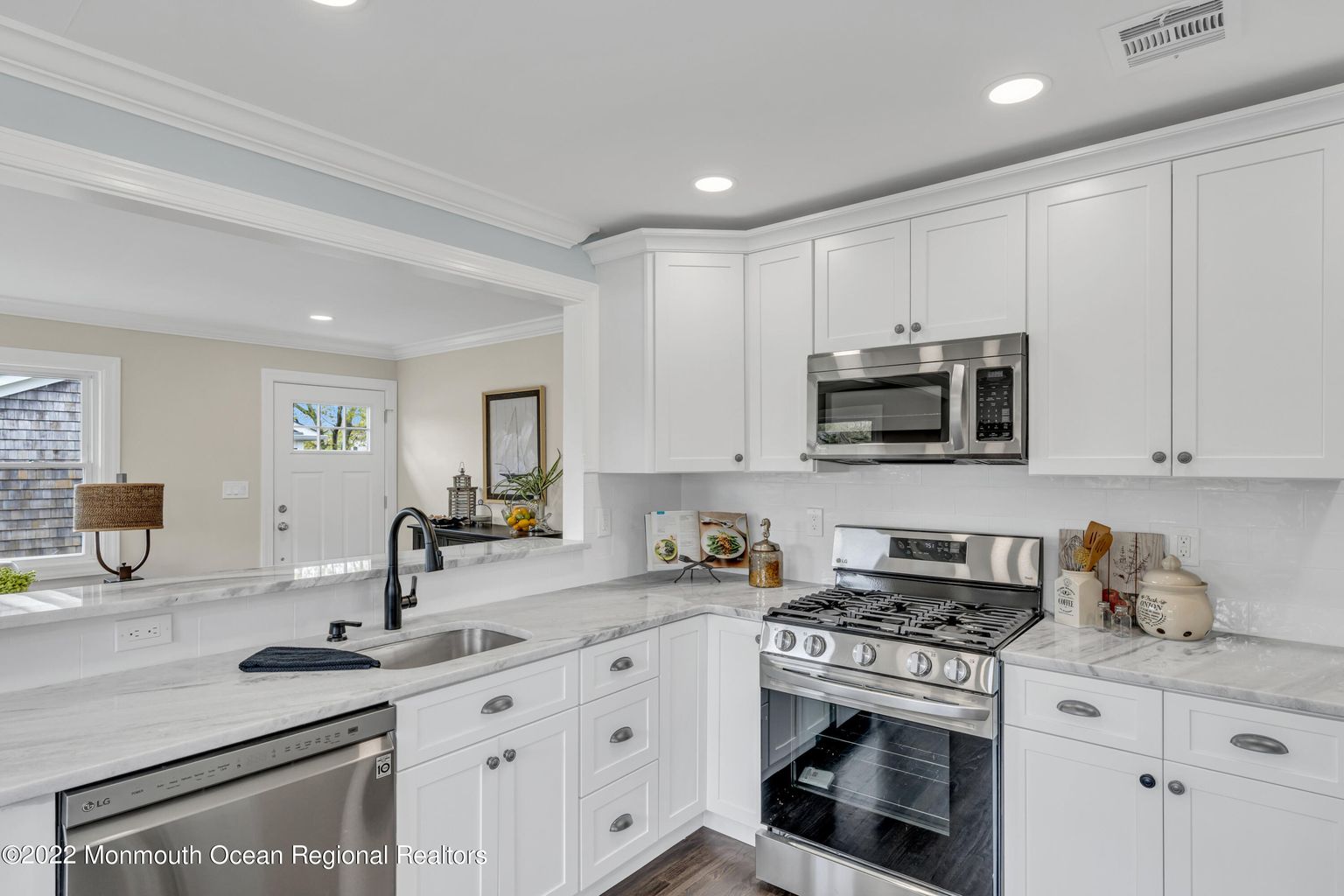 Point Pleasant, New Jersey, 08742, United States, 3 Bedrooms Bedrooms, ,3 BathroomsBathrooms,Residential,For Sale,1944894