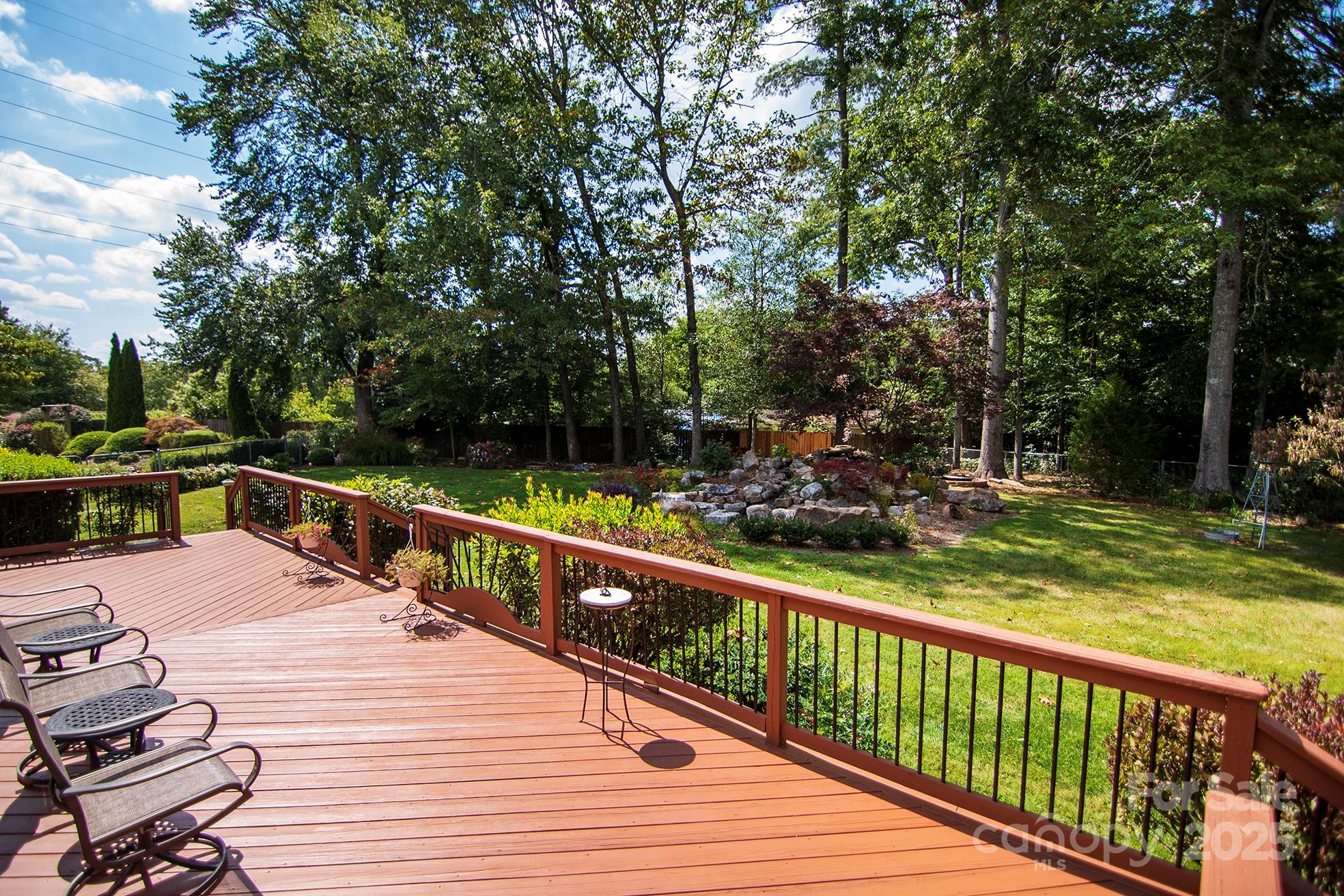 Hendersonville, North Carolina, 28792, United States, 3 Bedrooms Bedrooms, ,3 BathroomsBathrooms,Residential,For Sale,1976526