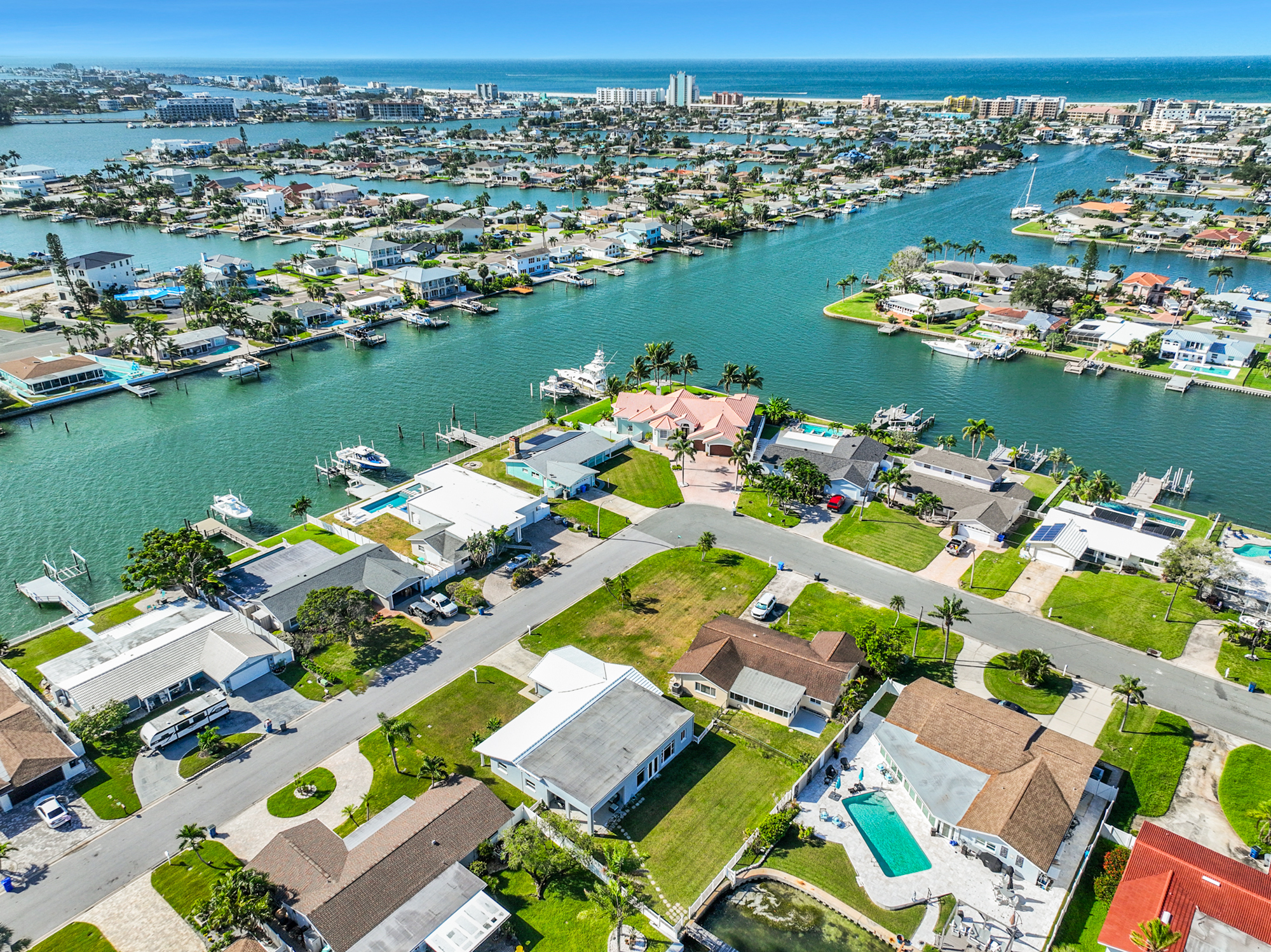 Treasure Island, Florida, 33706, United States, 3 Bedrooms Bedrooms, ,2 BathroomsBathrooms,Residential,For Sale,1982782
