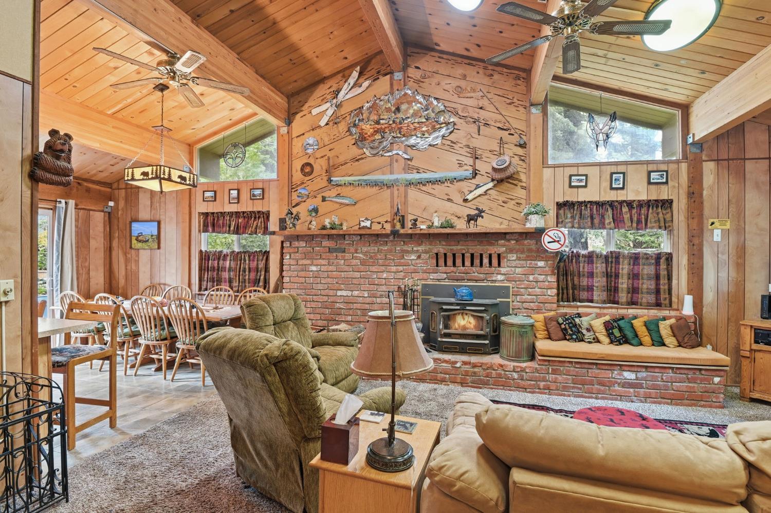 Tahoma, California, 96142, United States, 4 Bedrooms Bedrooms, ,2 BathroomsBathrooms,Residential,For Sale,2003437