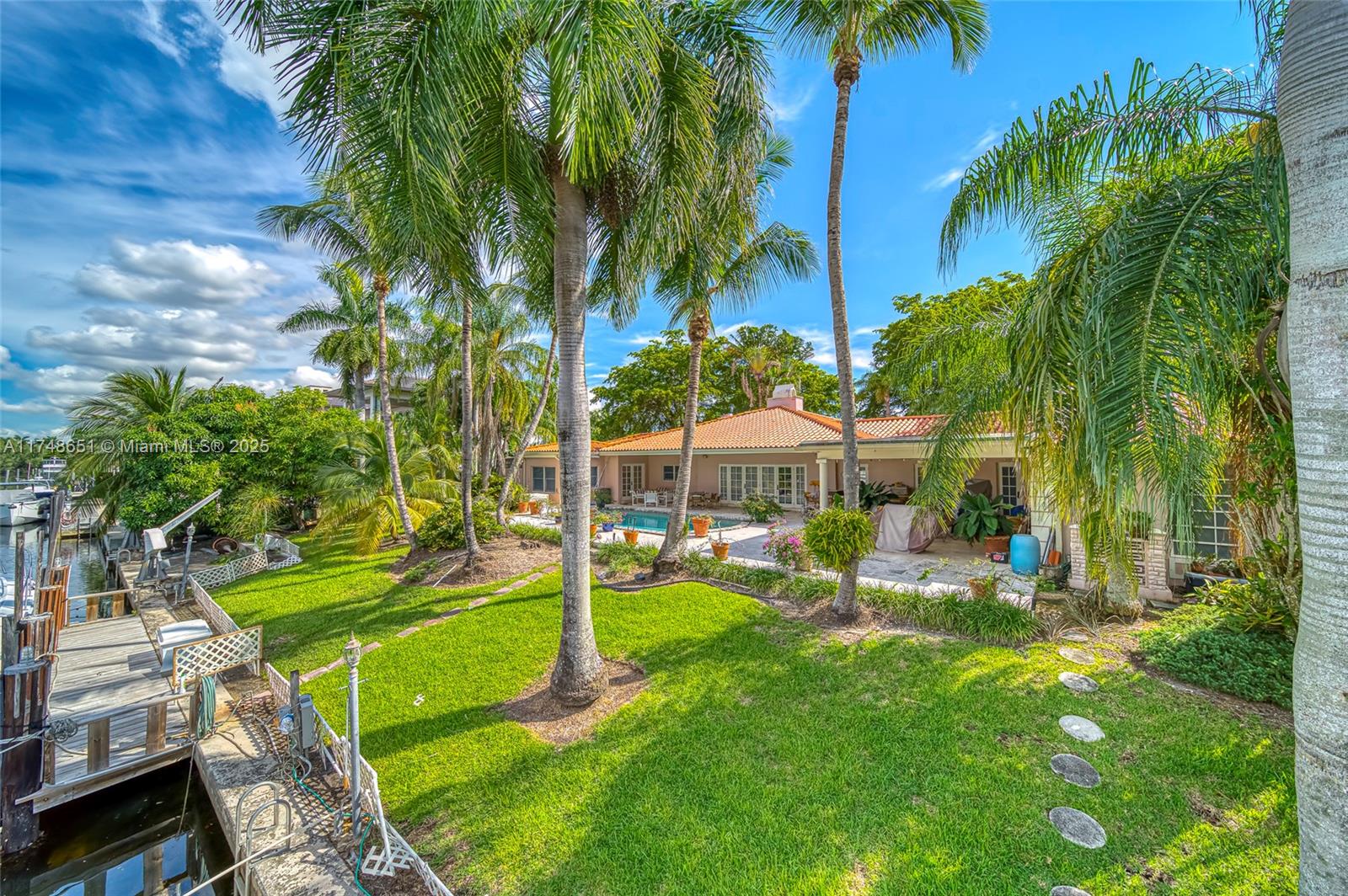 Coral Gables, Florida, 33156, United States, 5 Bedrooms Bedrooms, ,4 BathroomsBathrooms,Residential,For Sale,1712227