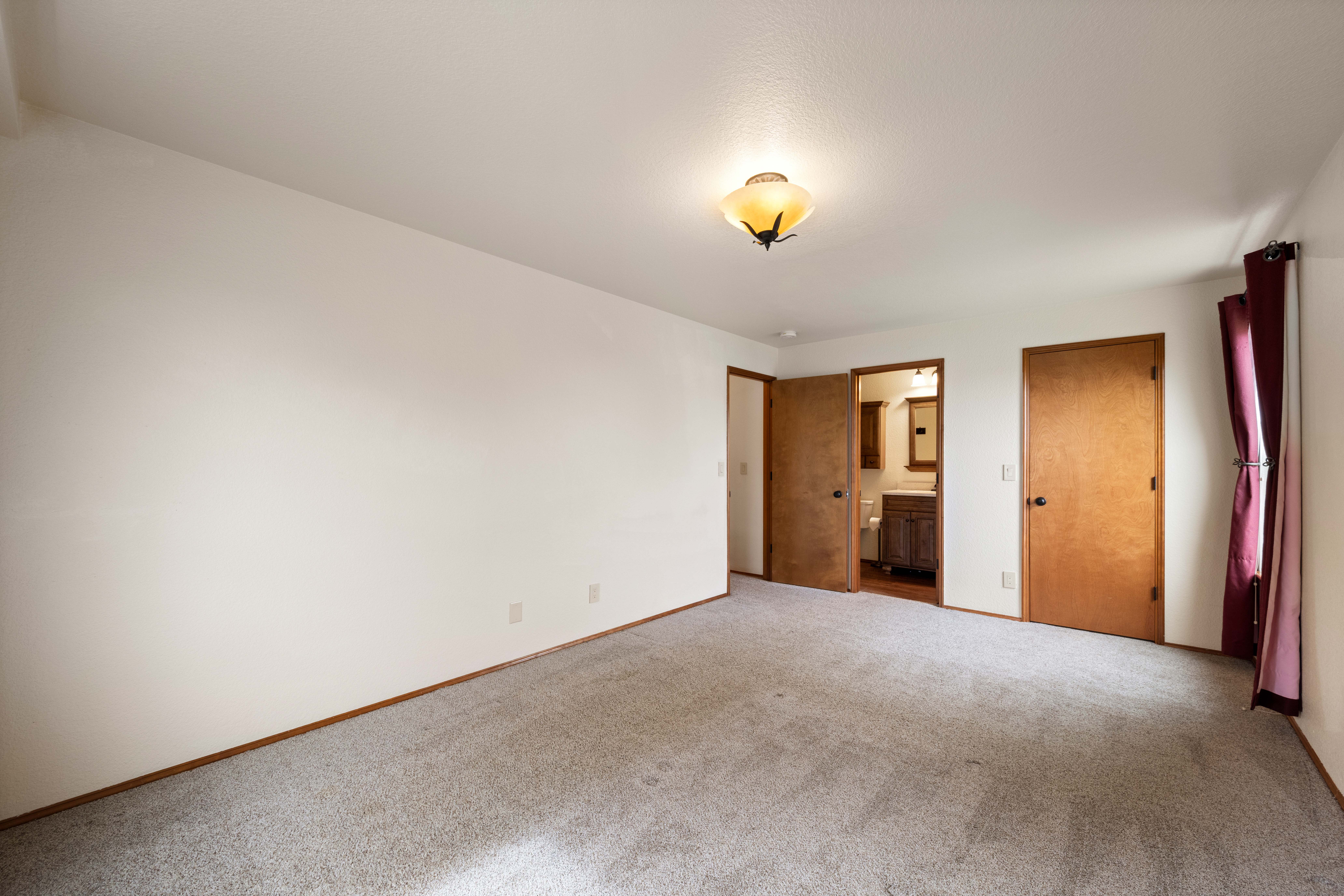  This Property Offers Flexibility for a Variety of Lifestyles - 物件實景