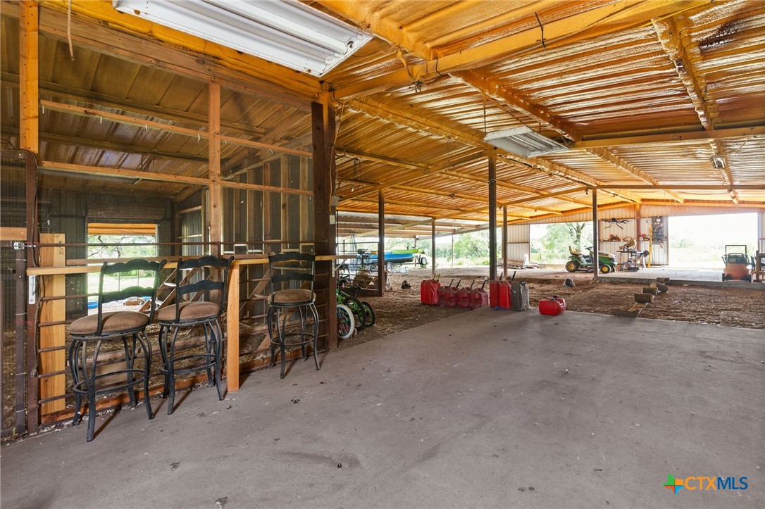 Gatesville, Texas, 76528, United States, 4 Bedrooms Bedrooms, ,2 BathroomsBathrooms,Residential,For Sale,1889930