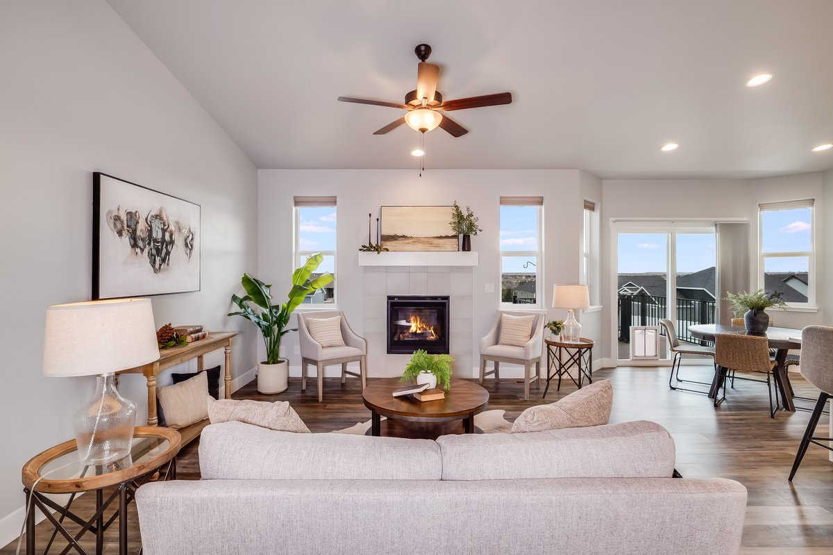 Cheyenne, Wyoming, 82009, United States, 5 Bedrooms Bedrooms, ,3 BathroomsBathrooms,Residential,For Sale,2012088