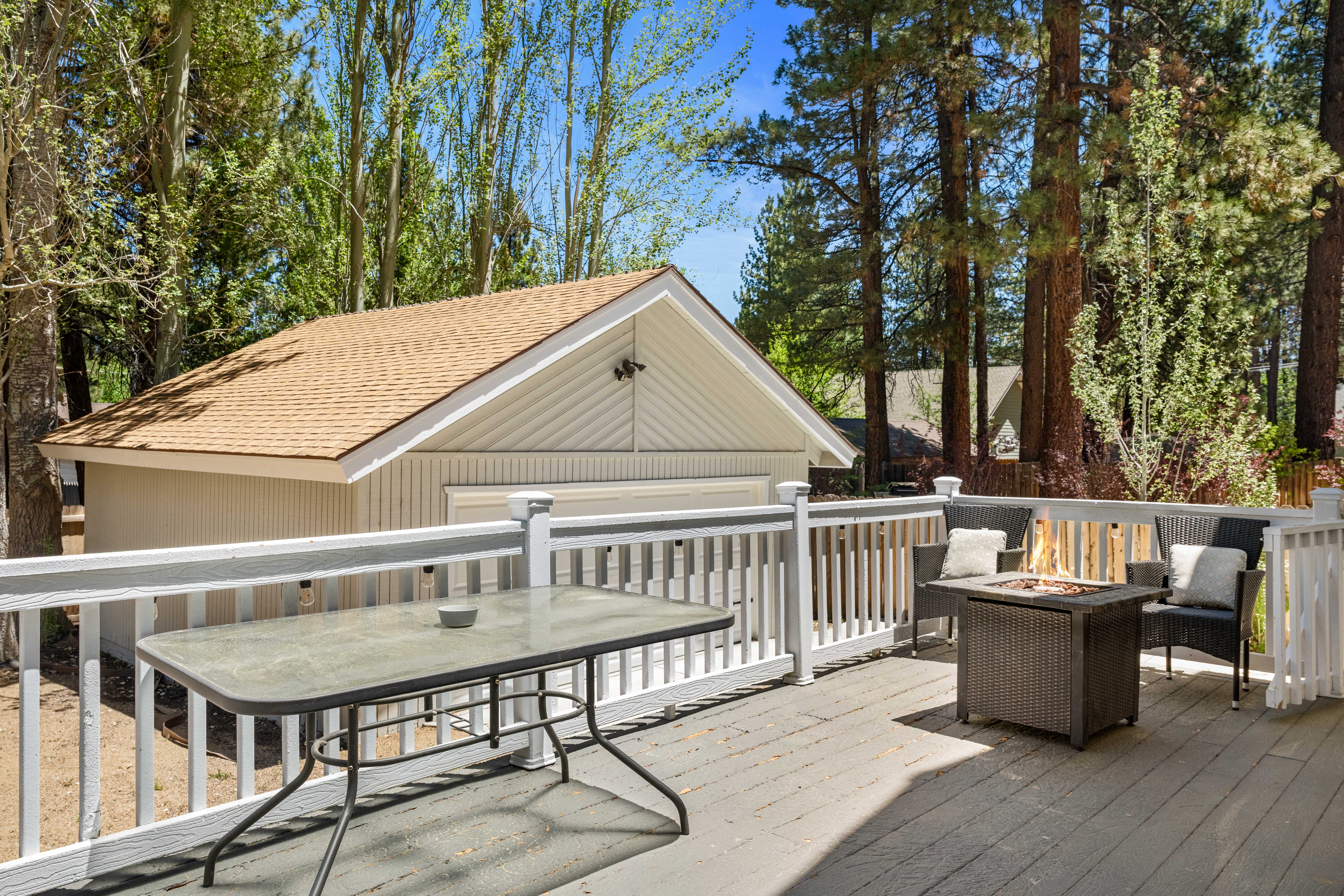  41656 Mcwhinney Lane, Big Bear Lake, CA 92315 - 物件實景
