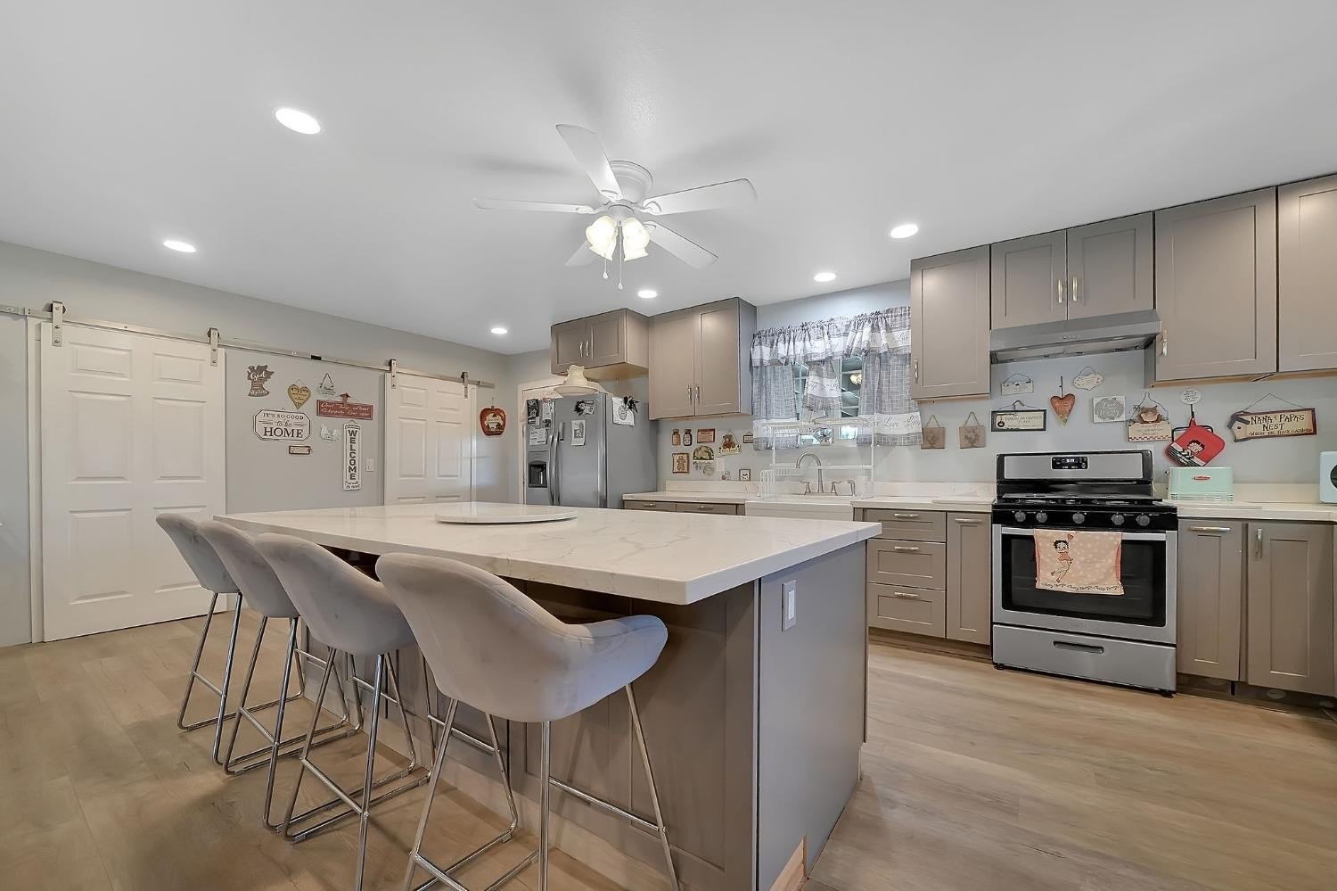 Burson, California, 95225, United States, 2 Bedrooms Bedrooms, ,2 BathroomsBathrooms,Residential,For Sale,1976966