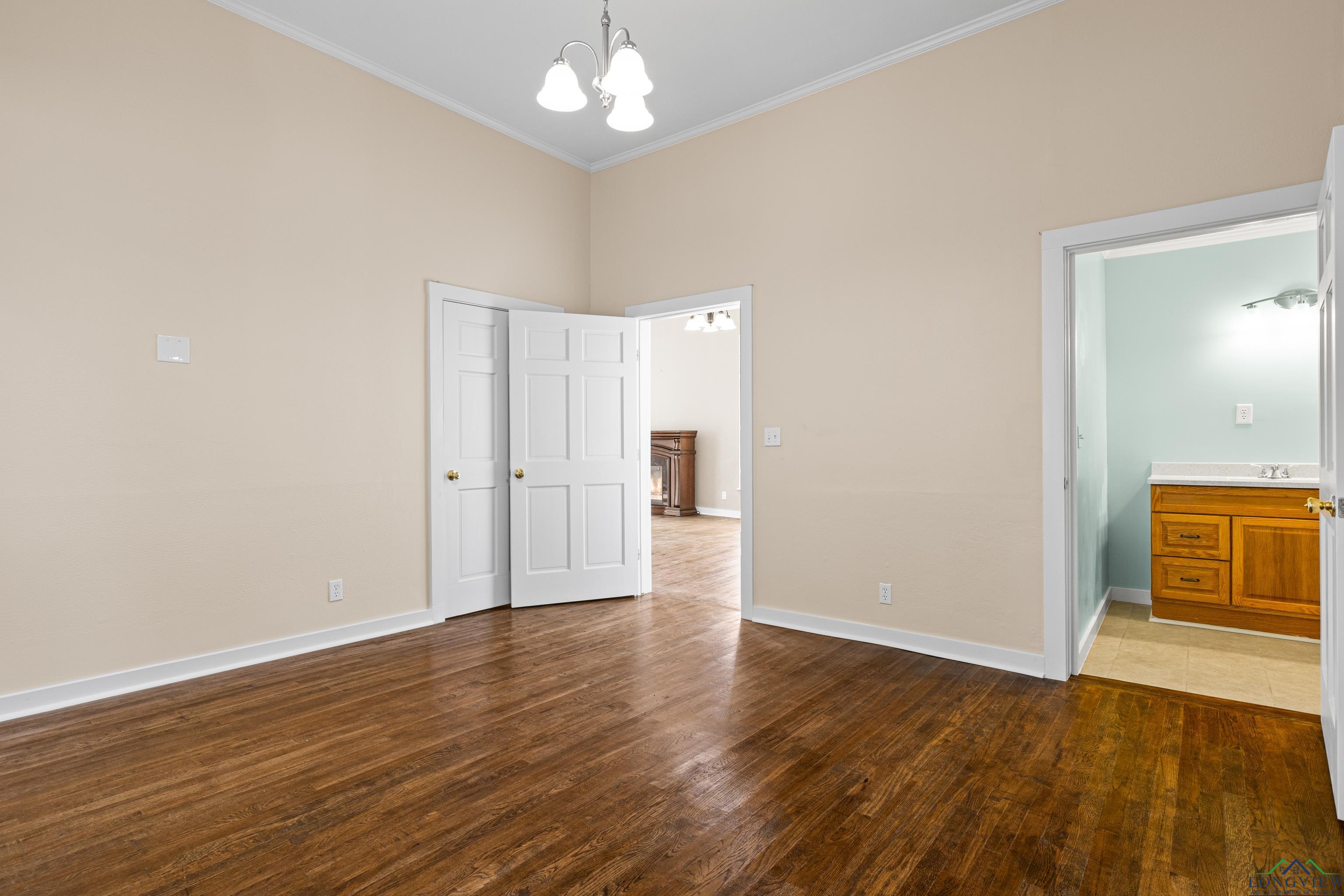 Jefferson, Texas, 75657, United States, 4 Bedrooms Bedrooms, ,5 BathroomsBathrooms,Residential,For Sale,1868474