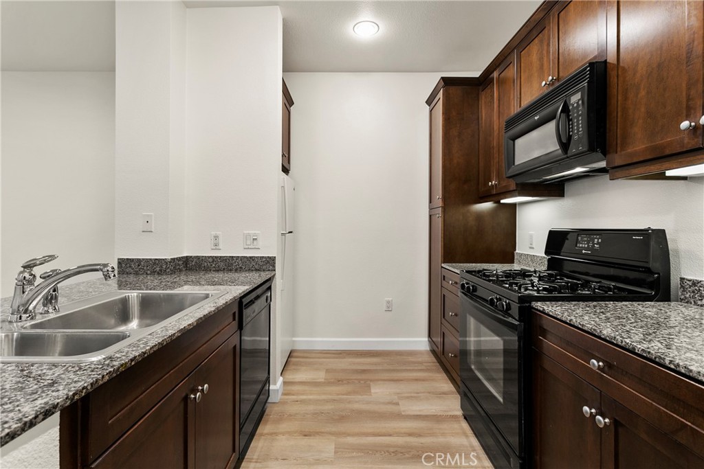 Irvine, California, 92612, United States, 1 Bedroom Bedrooms, ,1 BathroomBathrooms,Residential,For Sale,1883218