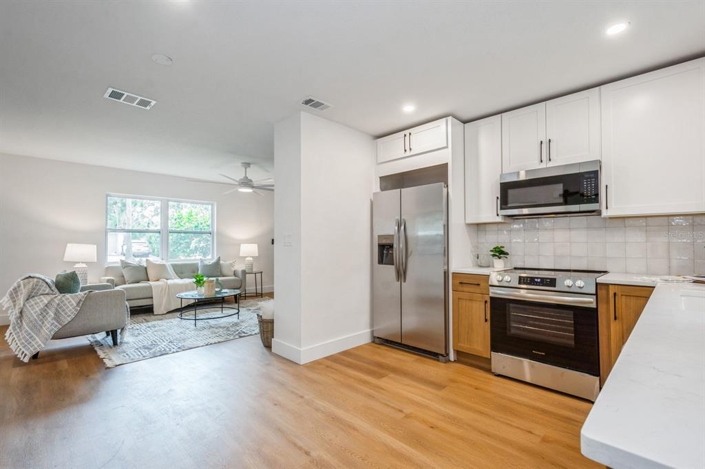 Dunedin, Florida, 34698, United States, 2 Bedrooms Bedrooms, ,2 BathroomsBathrooms,Residential,For Sale,1940544