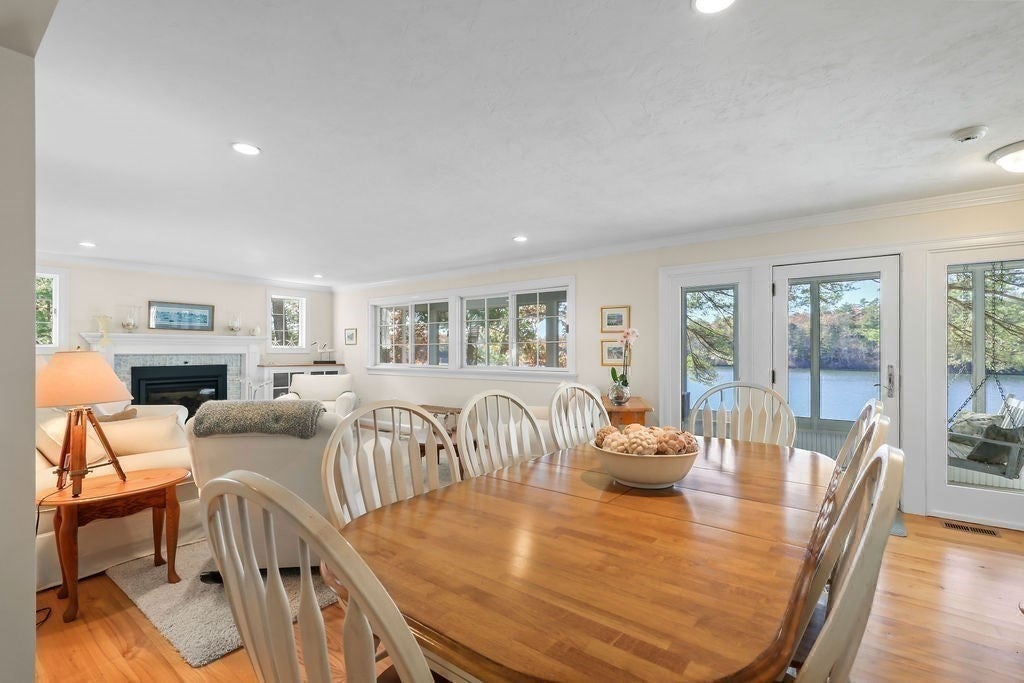 Plymouth, Massachusetts, 02360, United States, 4 Bedrooms Bedrooms, ,5 BathroomsBathrooms,Residential,For Sale,2040614