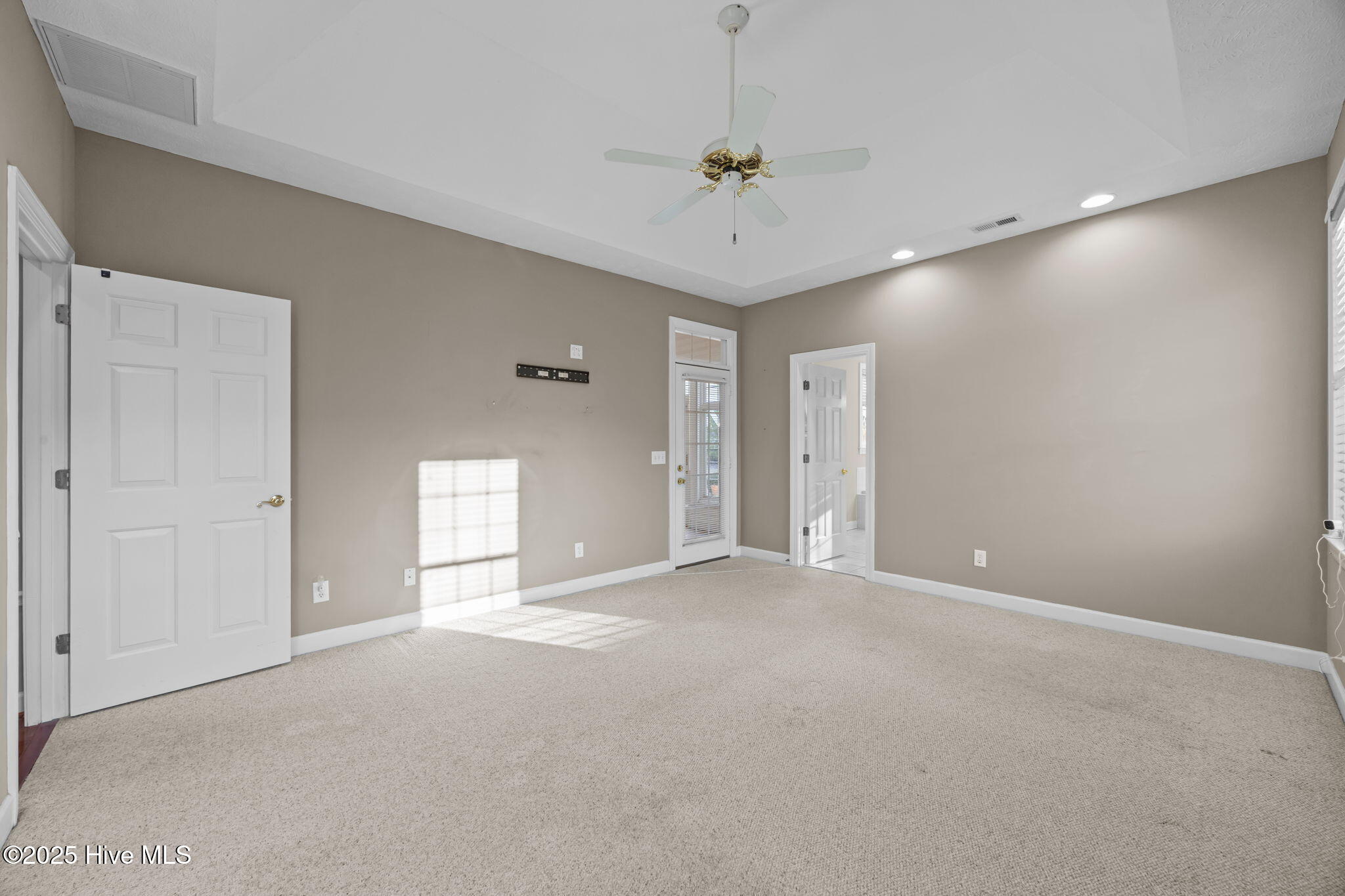 Calabash, North Carolina, 28467, United States, 3 Bedrooms Bedrooms, ,4 BathroomsBathrooms,Residential,For Sale,1998716