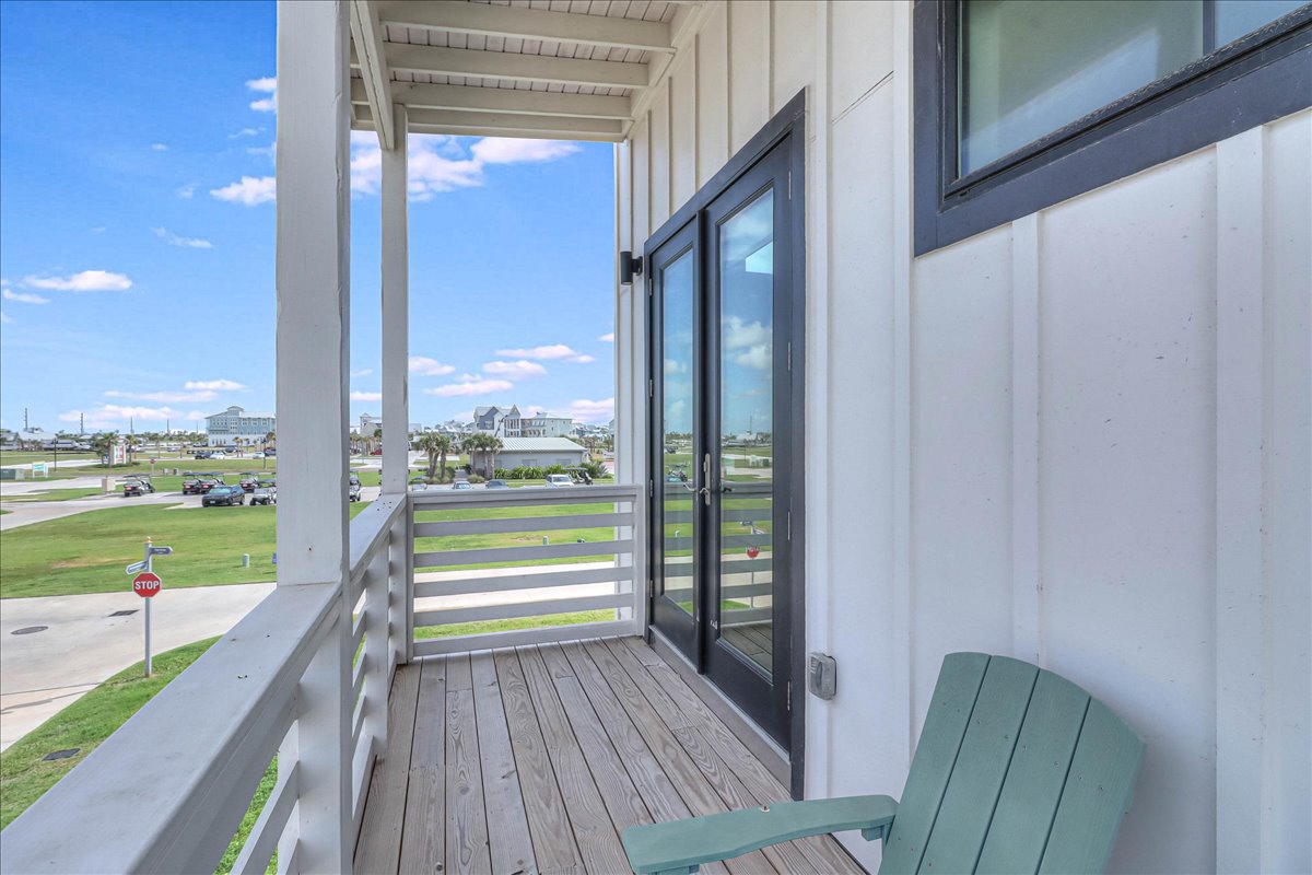 Port Aransas, Texas, 78373, United States, 3 Bedrooms Bedrooms, ,3 BathroomsBathrooms,Residential,For Sale,1979271