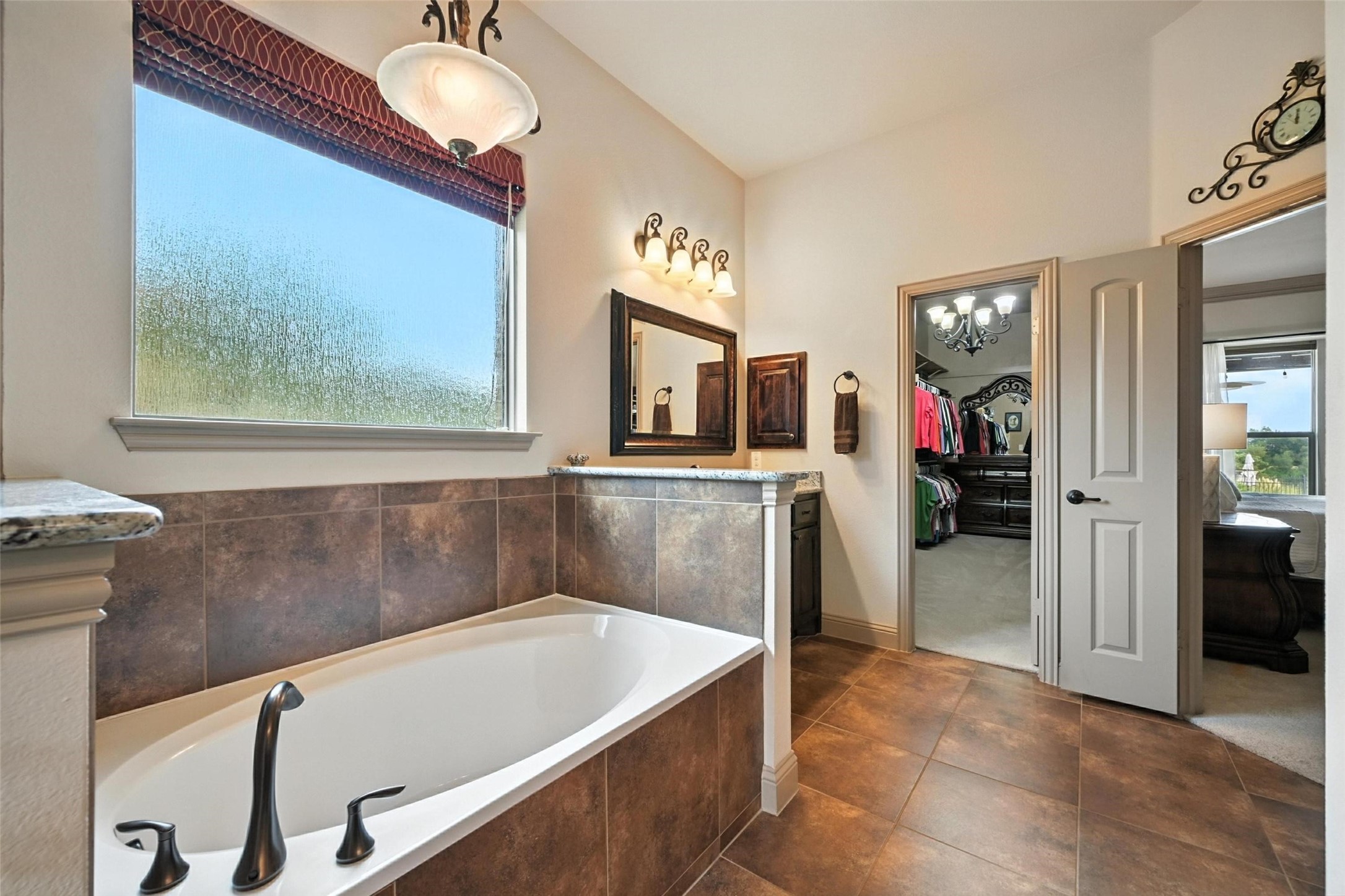 Denton, Texas, 76210, United States, 3 Bedrooms Bedrooms, ,3 BathroomsBathrooms,Residential,For Sale,1932168