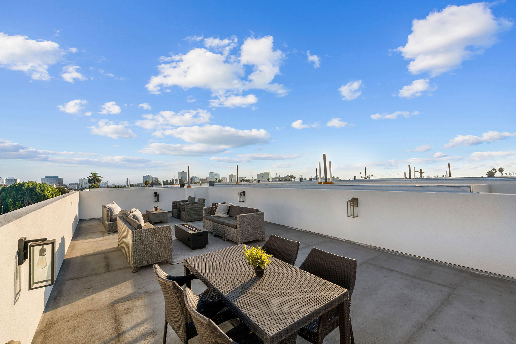  2600 N Glassell St - 物件實景