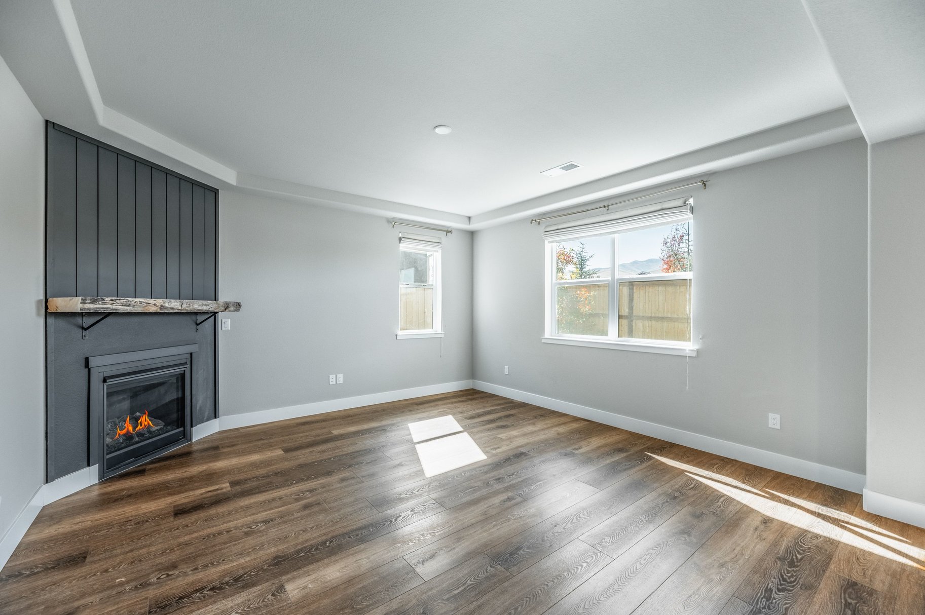  Upgraded Two Story with Unfiltered Peavine Views - 物件實景