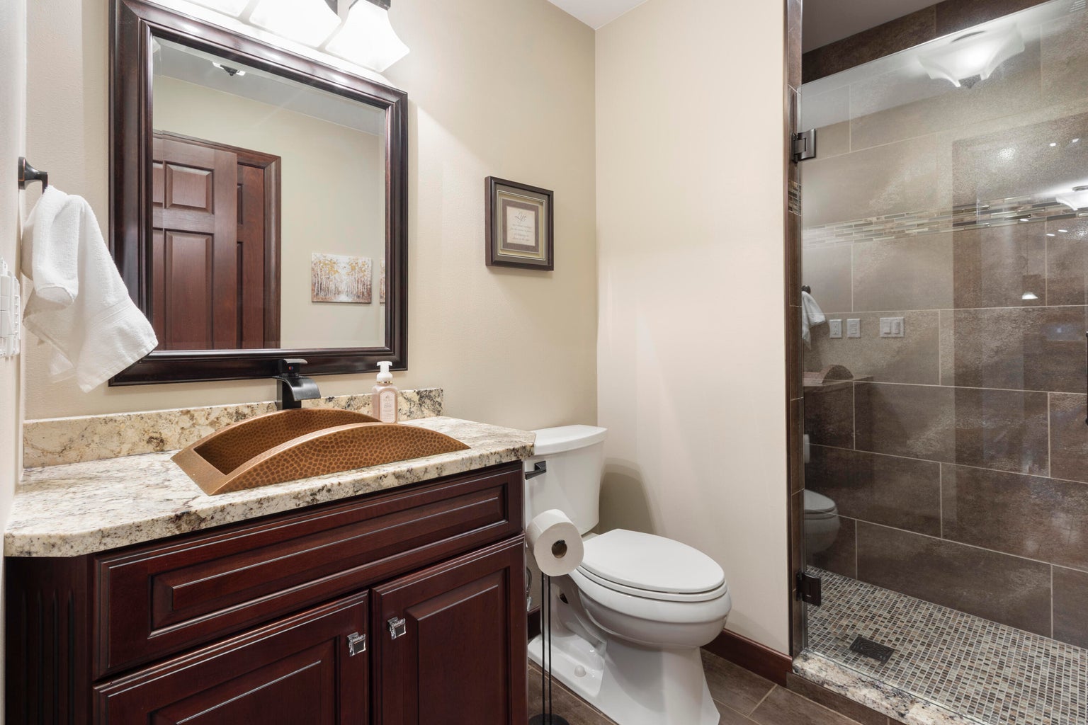 Brookings, South Dakota, 57006, United States, 5 Bedrooms Bedrooms, ,1 BathroomBathrooms,Residential,For Sale,1924534