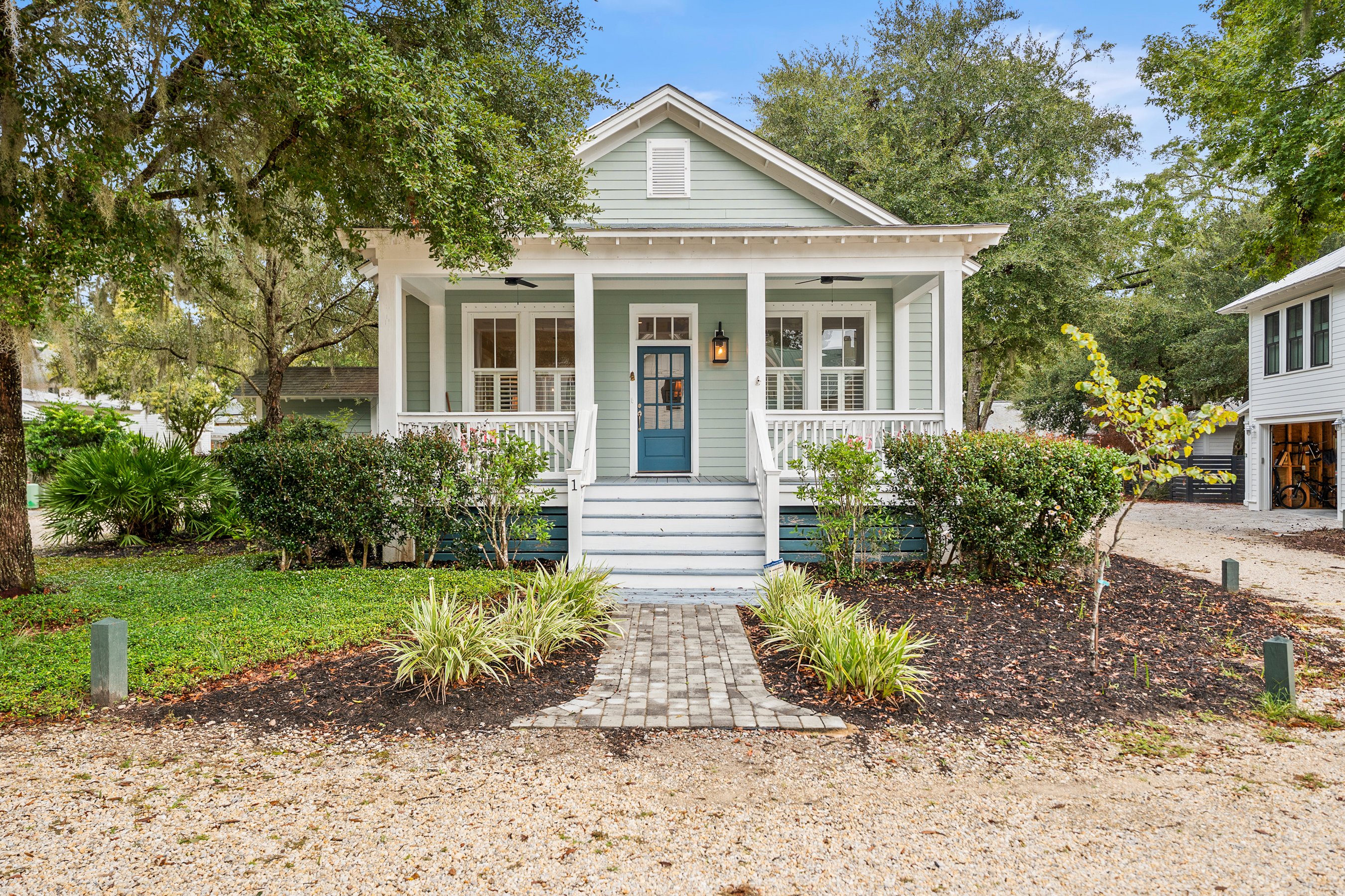 Beaufort, South Carolina, 29906, United States, 2 Bedrooms Bedrooms, ,2 BathroomsBathrooms,Residential,For Sale,1982171