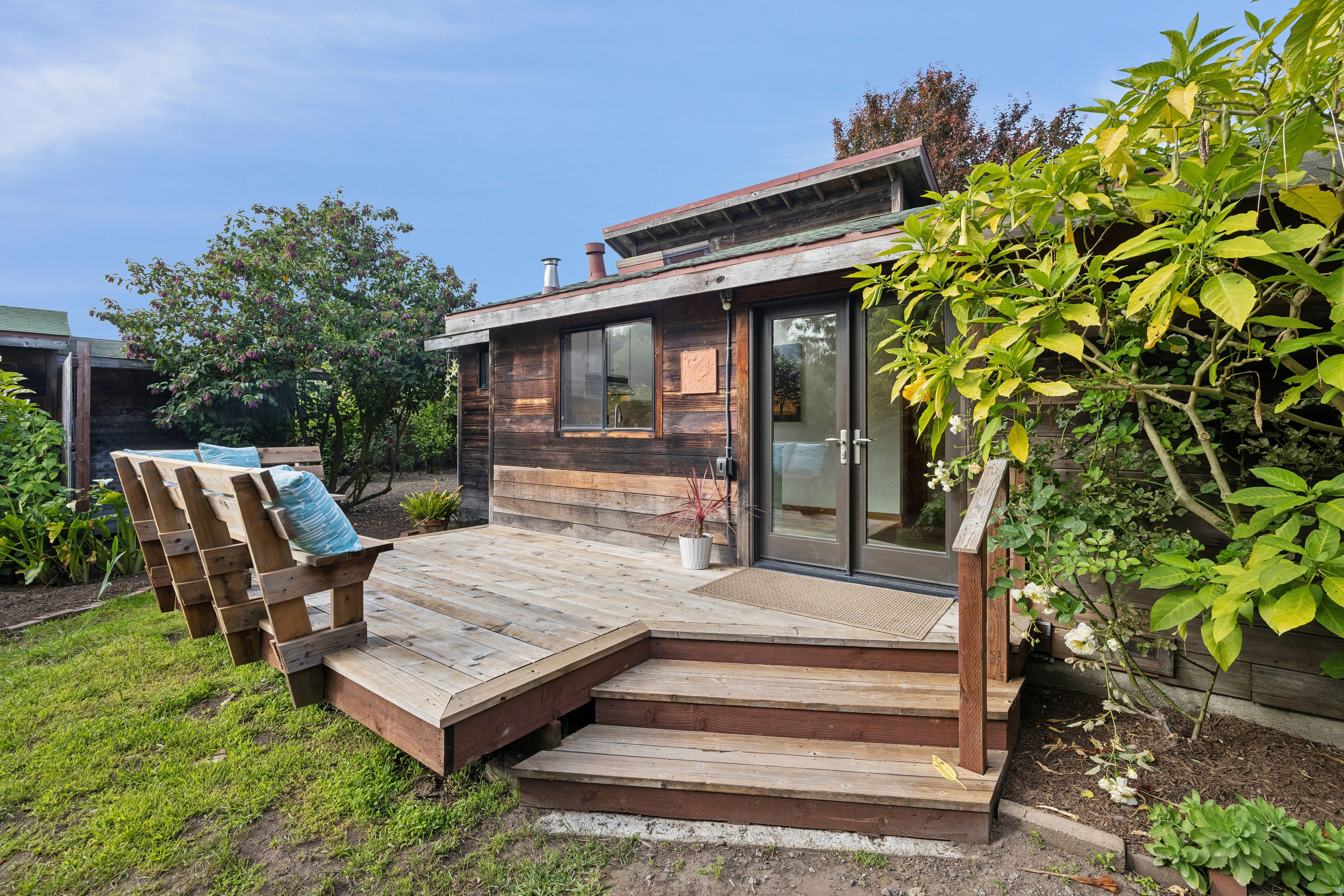  Redwood, Glass, and Companion Spaces - 物件實景