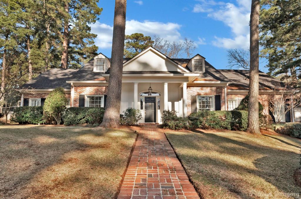 Shreveport, Louisiana, 71106, United States, 4 Bedrooms Bedrooms, ,4 BathroomsBathrooms,Residential,For Sale,1729515