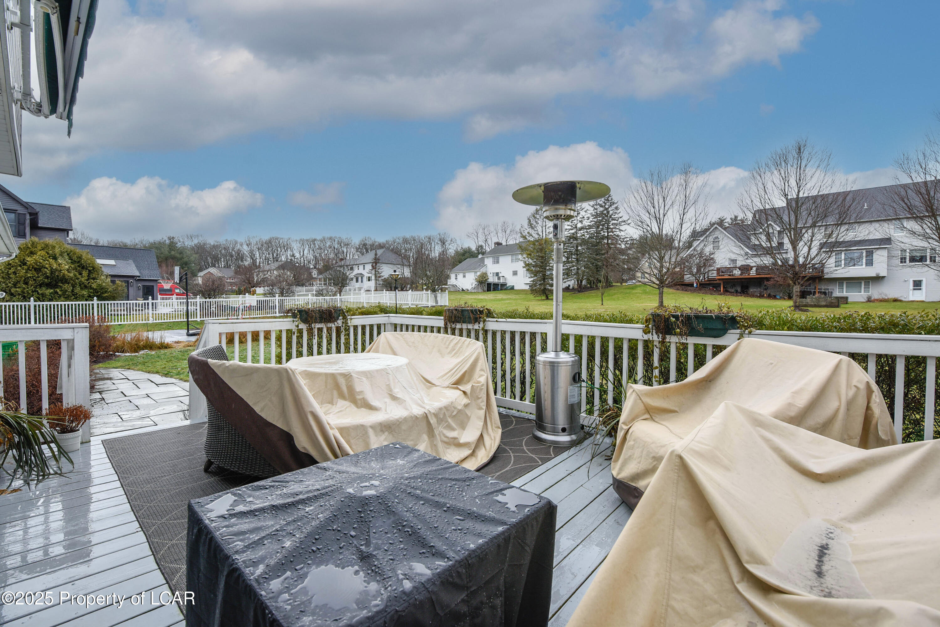 Dallas, Pennsylvania, 18612, United States, 4 Bedrooms Bedrooms, ,3 BathroomsBathrooms,Residential,For Sale,2005553