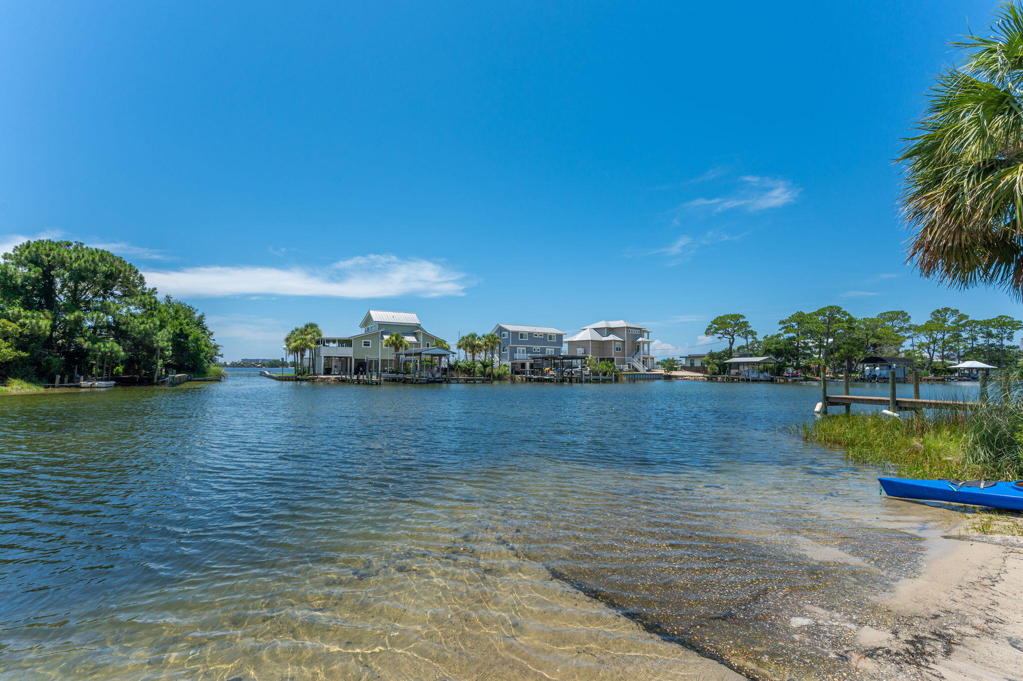 Fort Walton Beach, Florida, 32548, United States, 6 Bedrooms Bedrooms, ,3 BathroomsBathrooms,Residential,For Sale,1890001