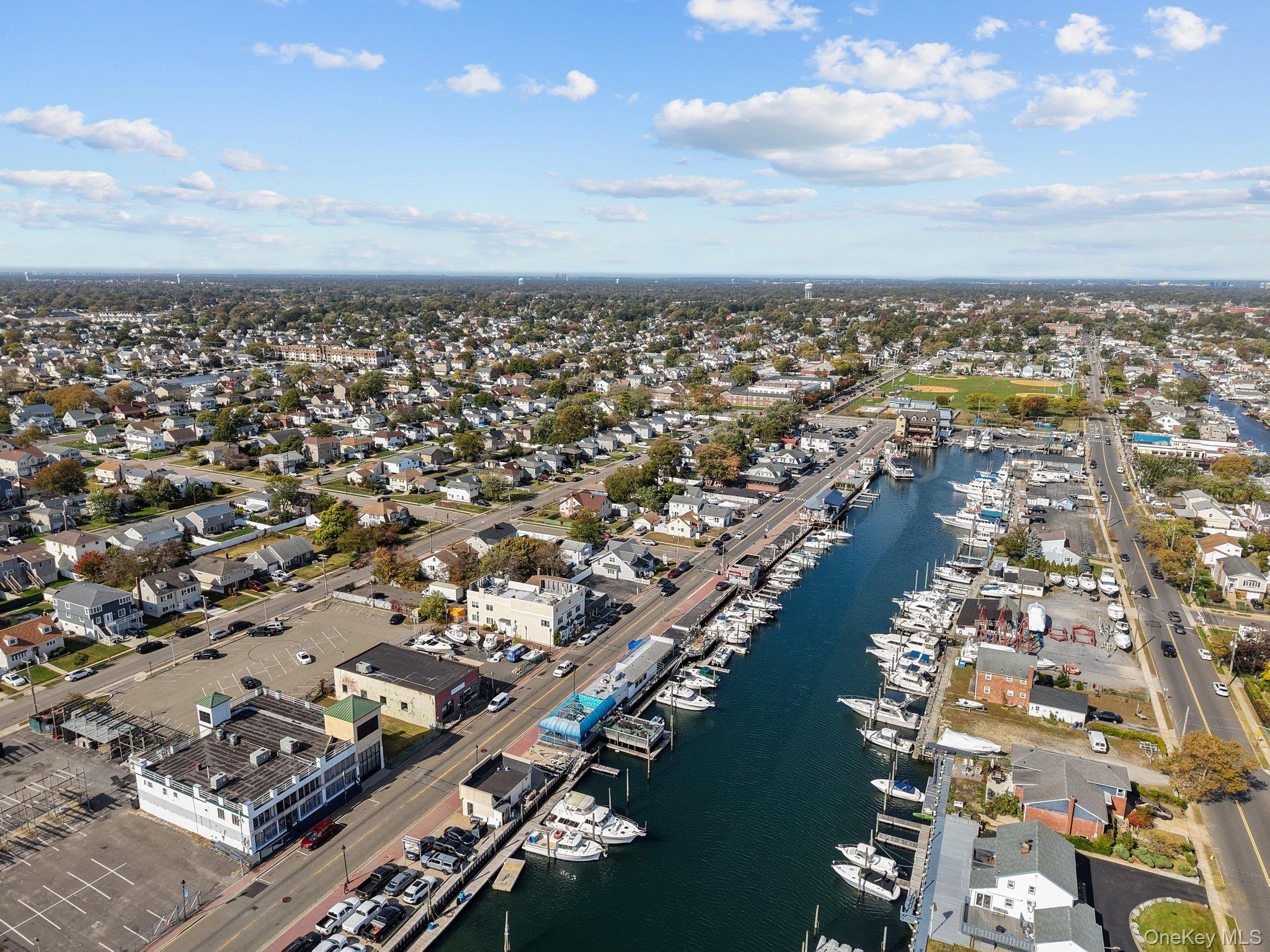 Freeport, New York, 11520, United States, 4 Bedrooms Bedrooms, ,2 BathroomsBathrooms,Residential,For Sale,1981047