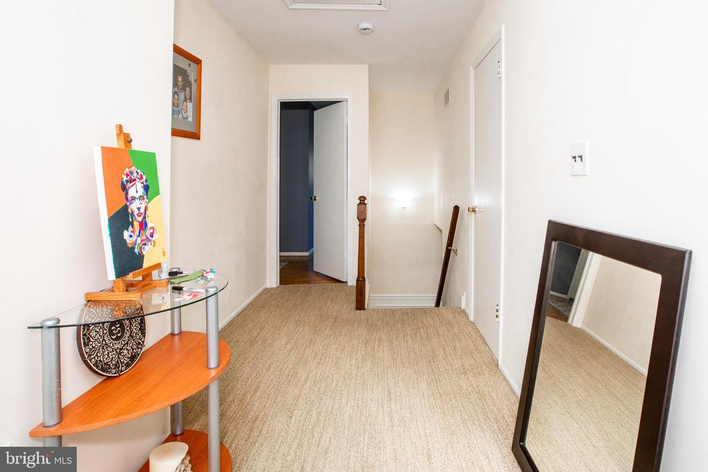 Hightstown, New Jersey, 08520, United States, 5 Bedrooms Bedrooms, ,4 BathroomsBathrooms,Residential,For Sale,1928581