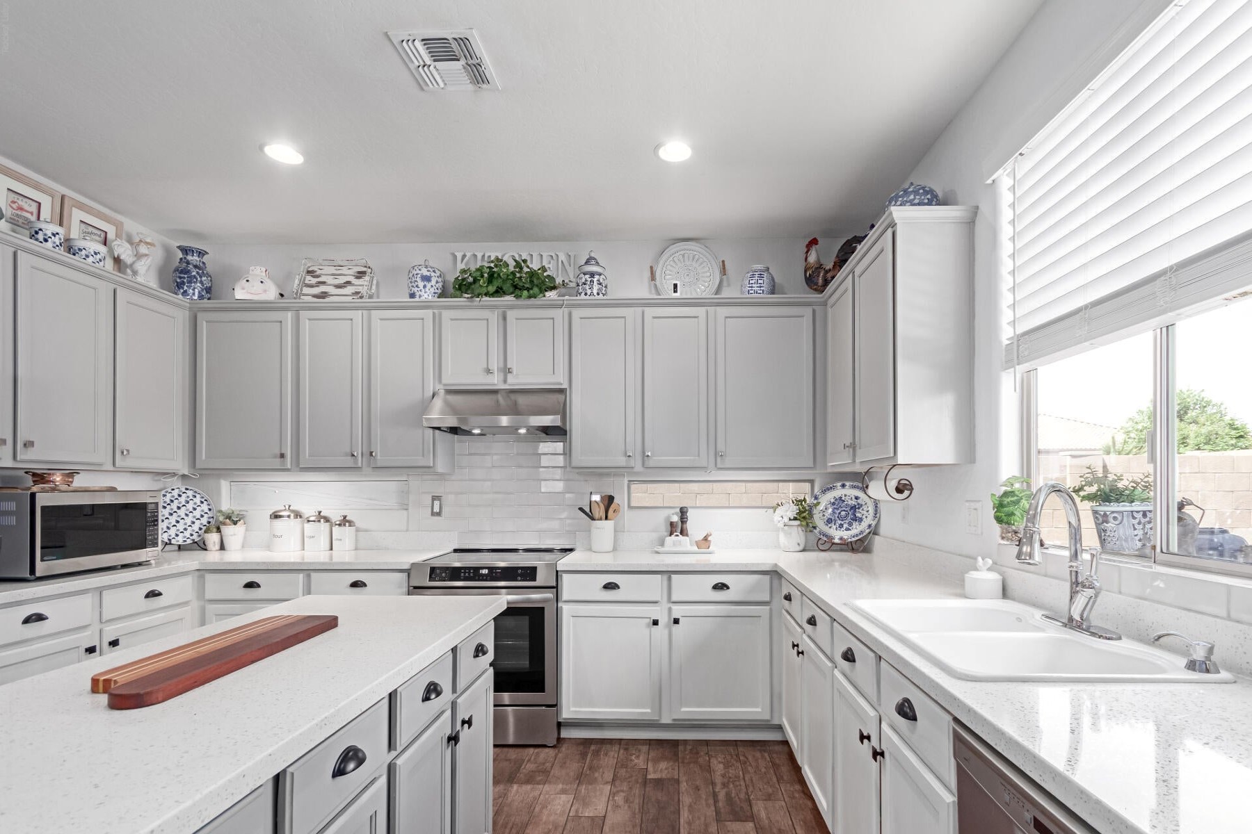 17538 W Marshall Lane  Surprise, AZ - 物件實景