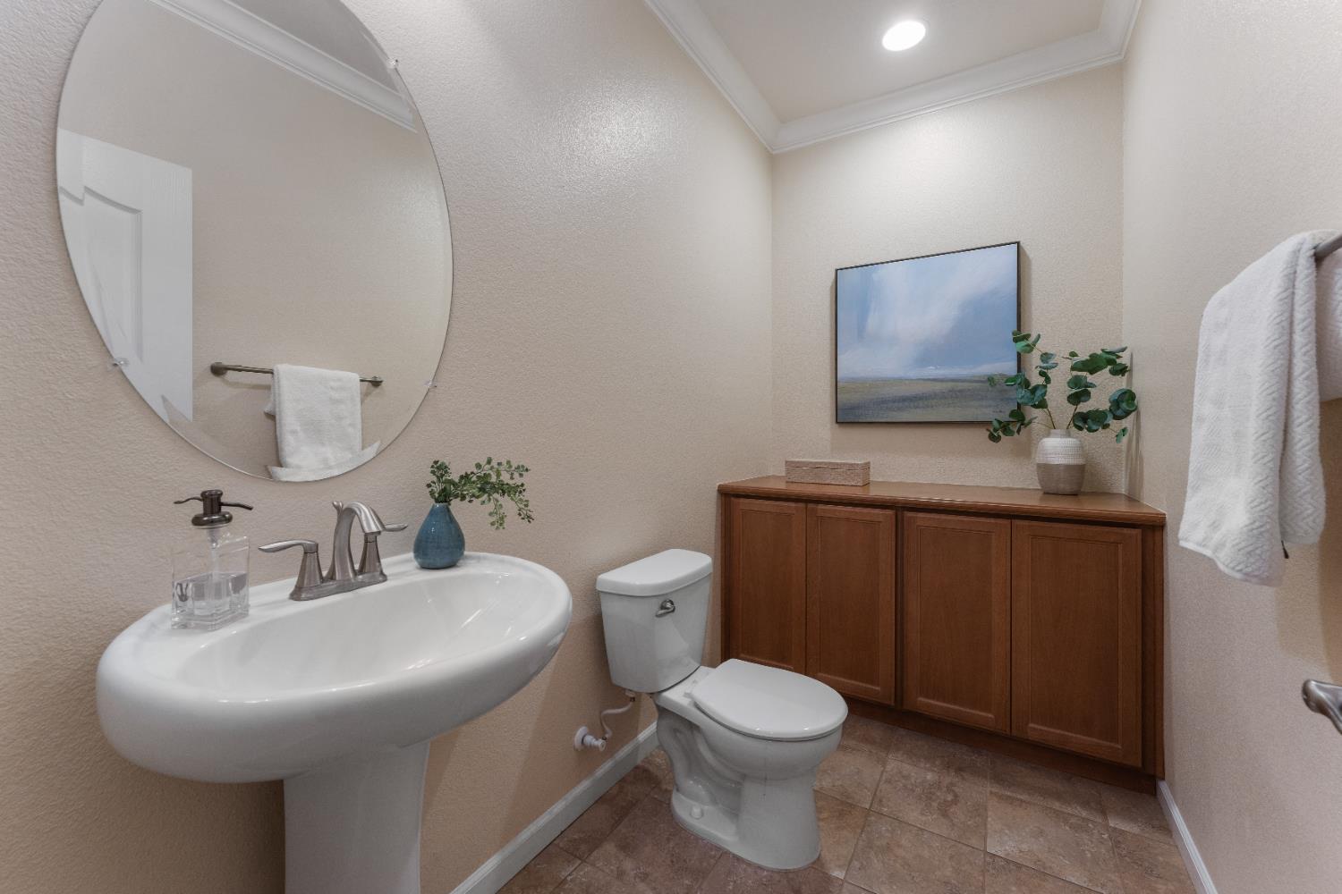El Dorado Hills, California, 95762, United States, 3 Bedrooms Bedrooms, ,3 BathroomsBathrooms,Residential,For Sale,1932064
