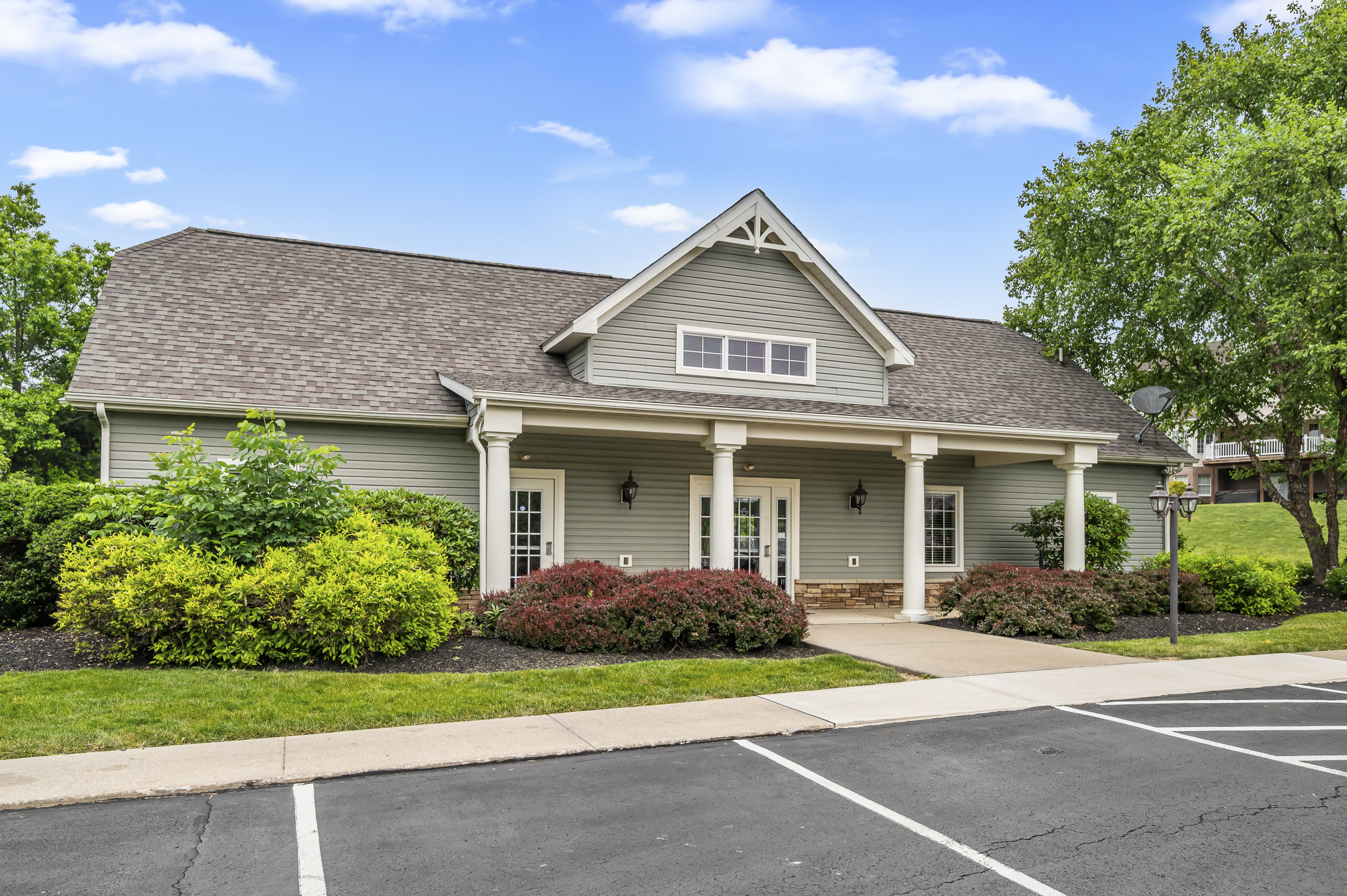  2418 Wheatland Circle, Delmont, PA 15626 - 物件實景