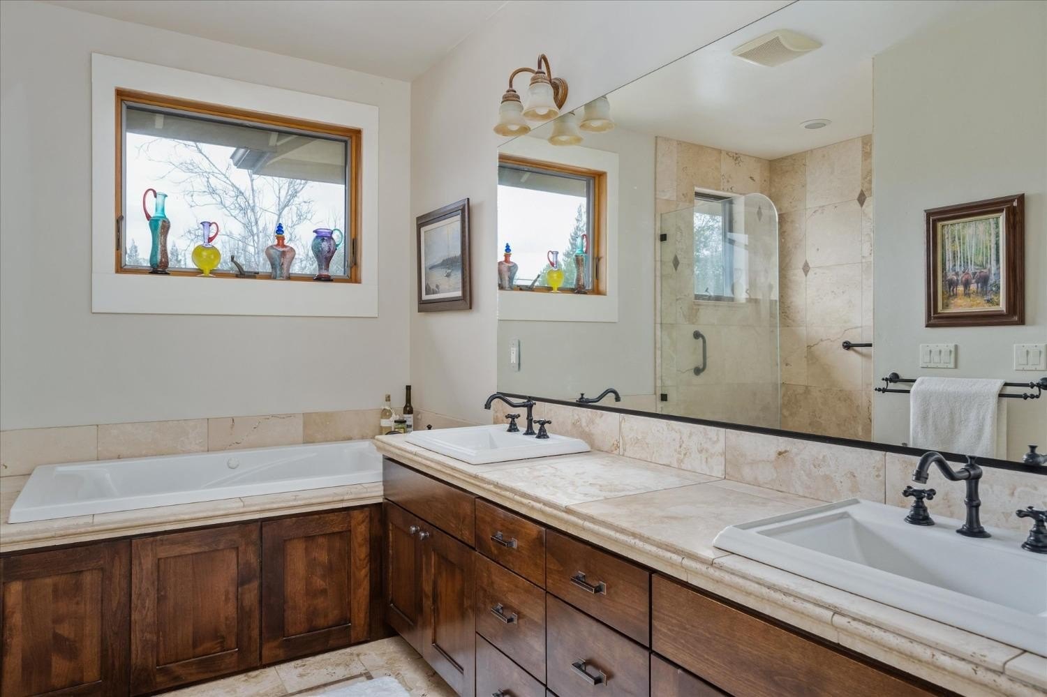 Angels Camp, California, 95222, United States, 3 Bedrooms Bedrooms, ,4 BathroomsBathrooms,Residential,For Sale,1975542