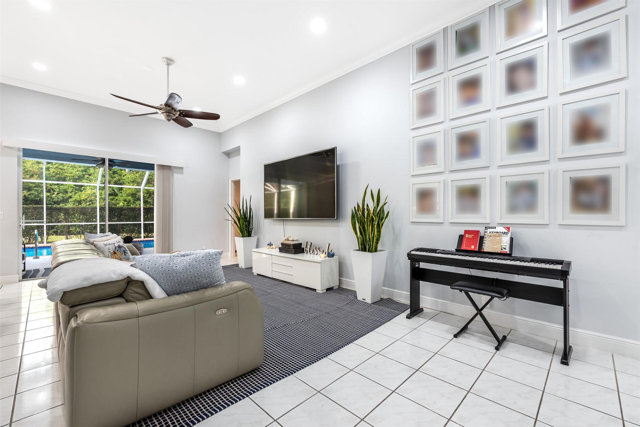 Greenacres, Florida, 33413, United States, 3 Bedrooms Bedrooms, ,2 BathroomsBathrooms,Residential,For Sale,1998003