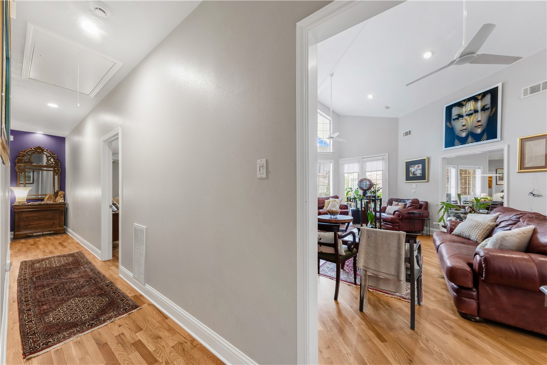College Station, Texas, 77845, United States, 4 Bedrooms Bedrooms, ,4 BathroomsBathrooms,Residential,For Sale,1935327