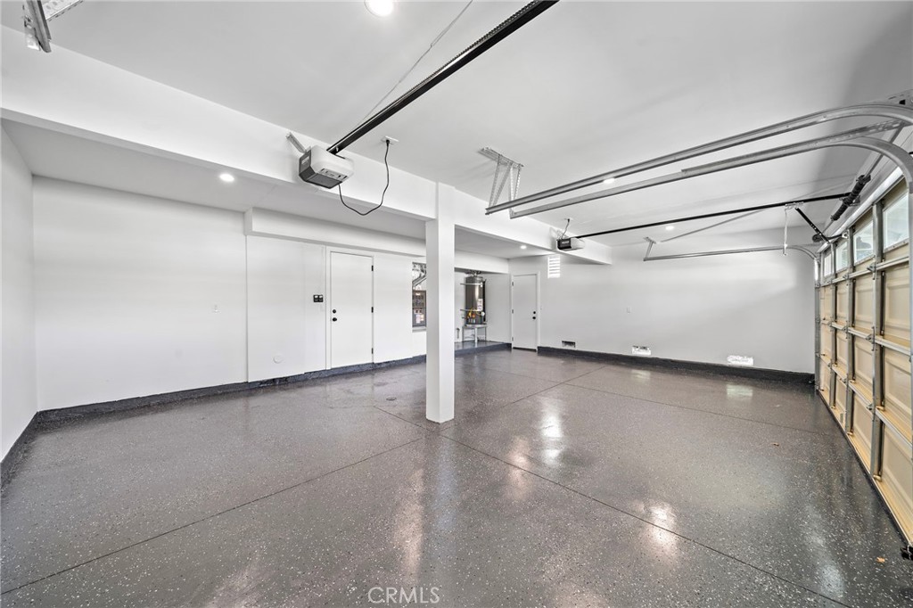 Huntington Beach, California, 92649, United States, 5 Bedrooms Bedrooms, ,4 BathroomsBathrooms,Residential,For Sale,1986485